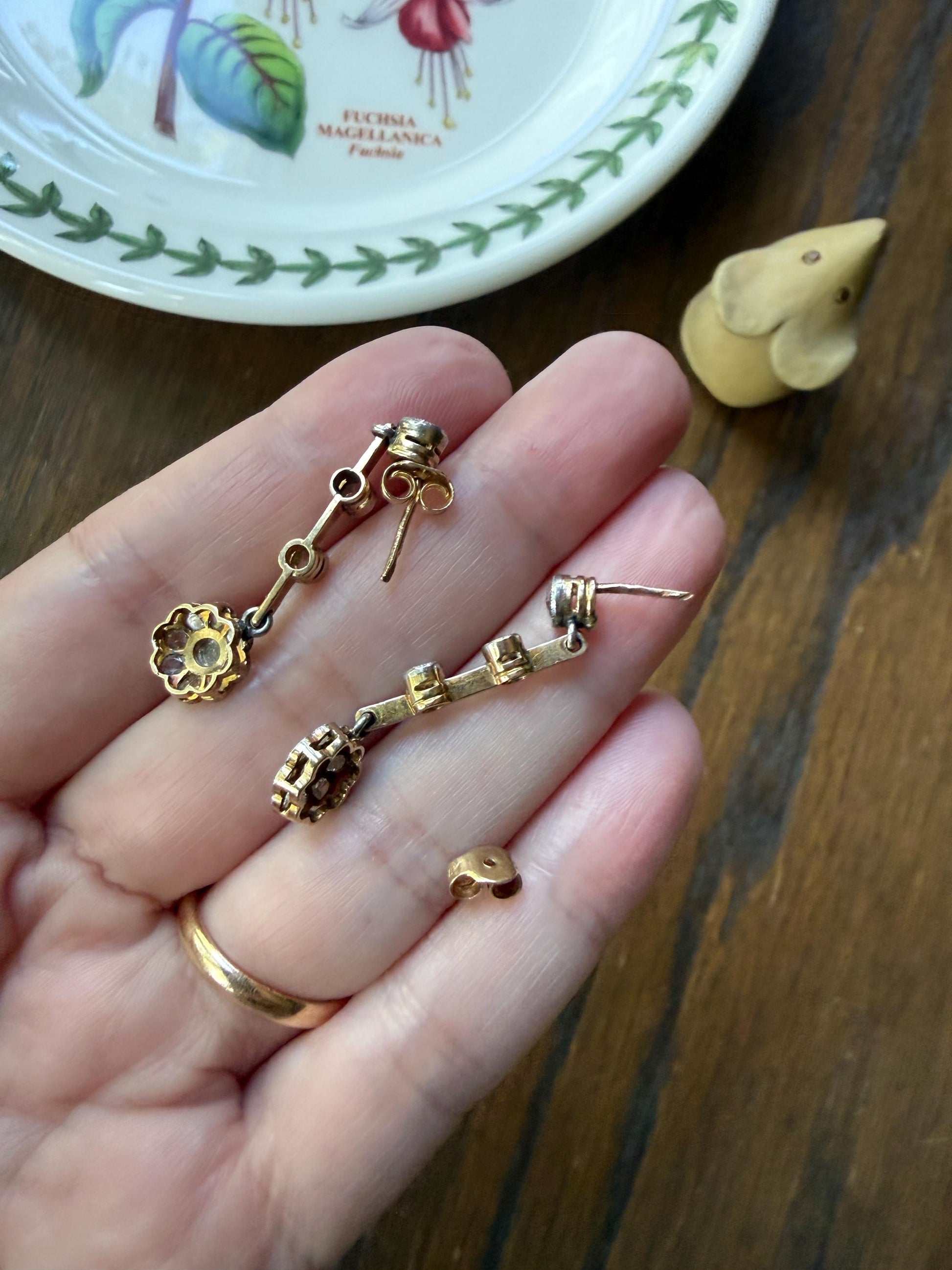 ANTIQUE Rose Cut DIAMOND Daisy Cluster Dangle Earrings French Belle Epoque 18k Gold Linear Drops Floral