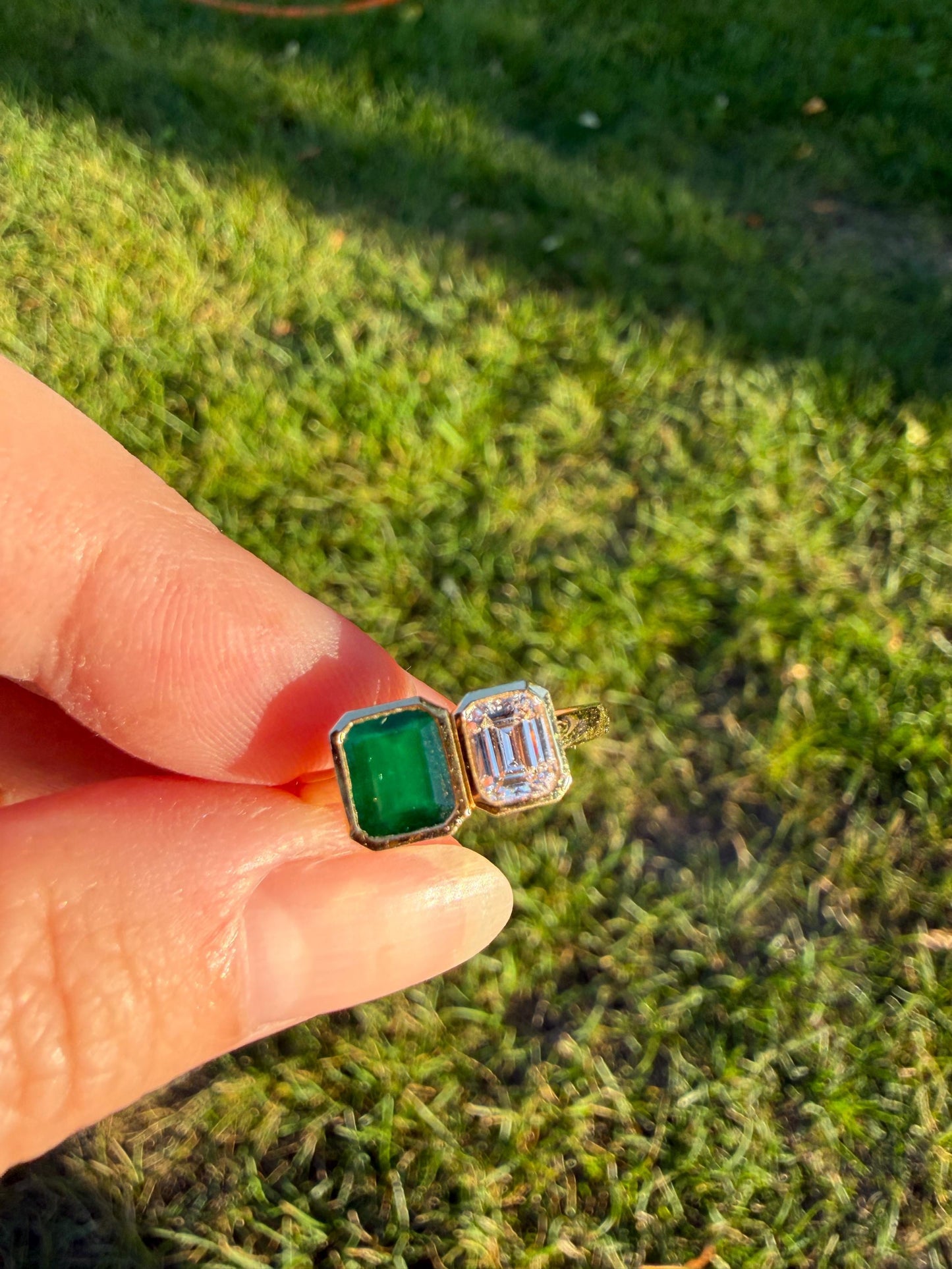 Vintage Emerald Cut Diamond Natural Green Emerald Toi et Moi Ring French 18k Gold Bezel Set Geometric Stacker Ring Unique Engagement