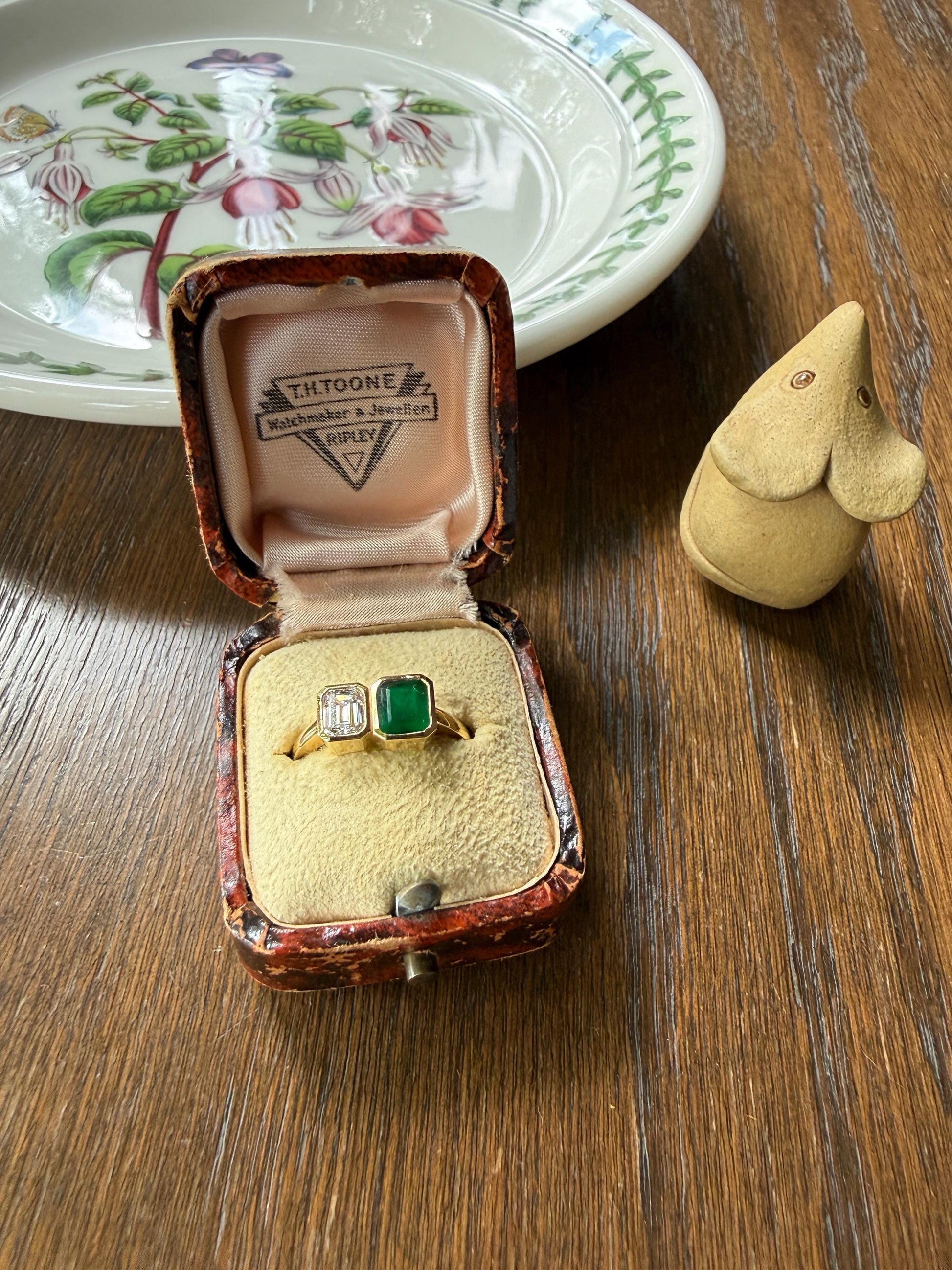 Vintage Emerald Cut Diamond Natural Green Emerald Toi et Moi Ring French 18k Gold Bezel Set Geometric Stacker Ring Unique Engagement