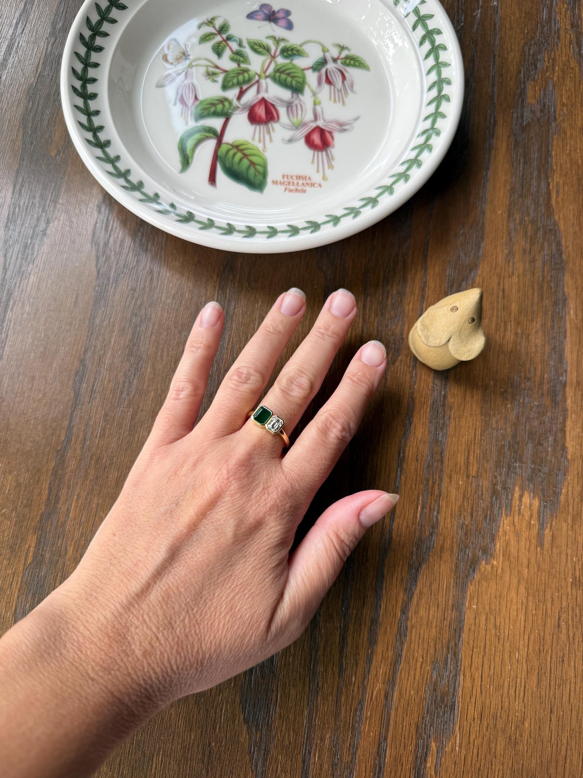 Vintage Emerald Cut Diamond Natural Green Emerald Toi et Moi Ring French 18k Gold Bezel Set Geometric Stacker Ring Unique Engagement