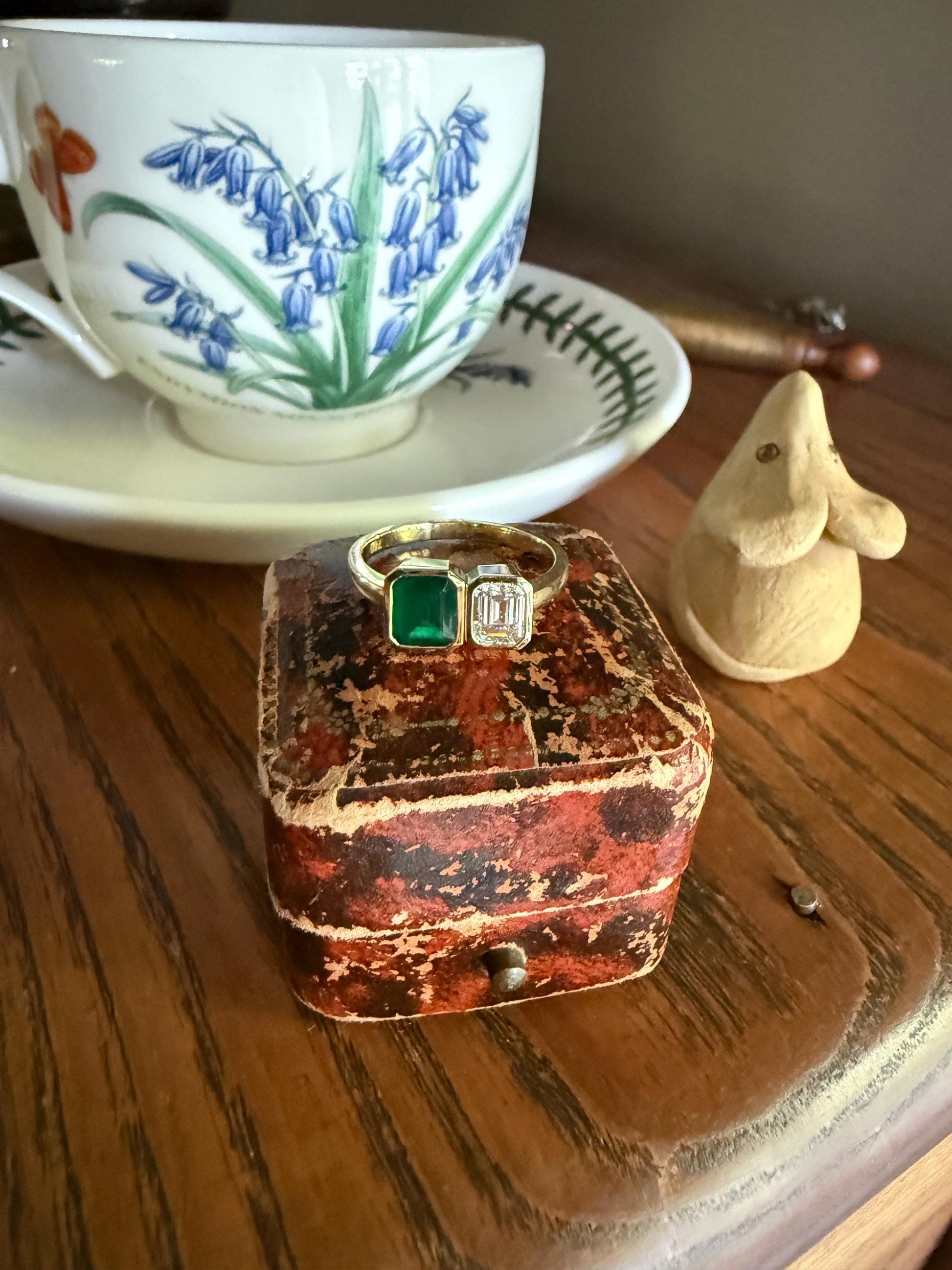 Vintage Emerald Cut Diamond Natural Green Emerald Toi et Moi Ring French 18k Gold Bezel Set Geometric Stacker Ring Unique Engagement