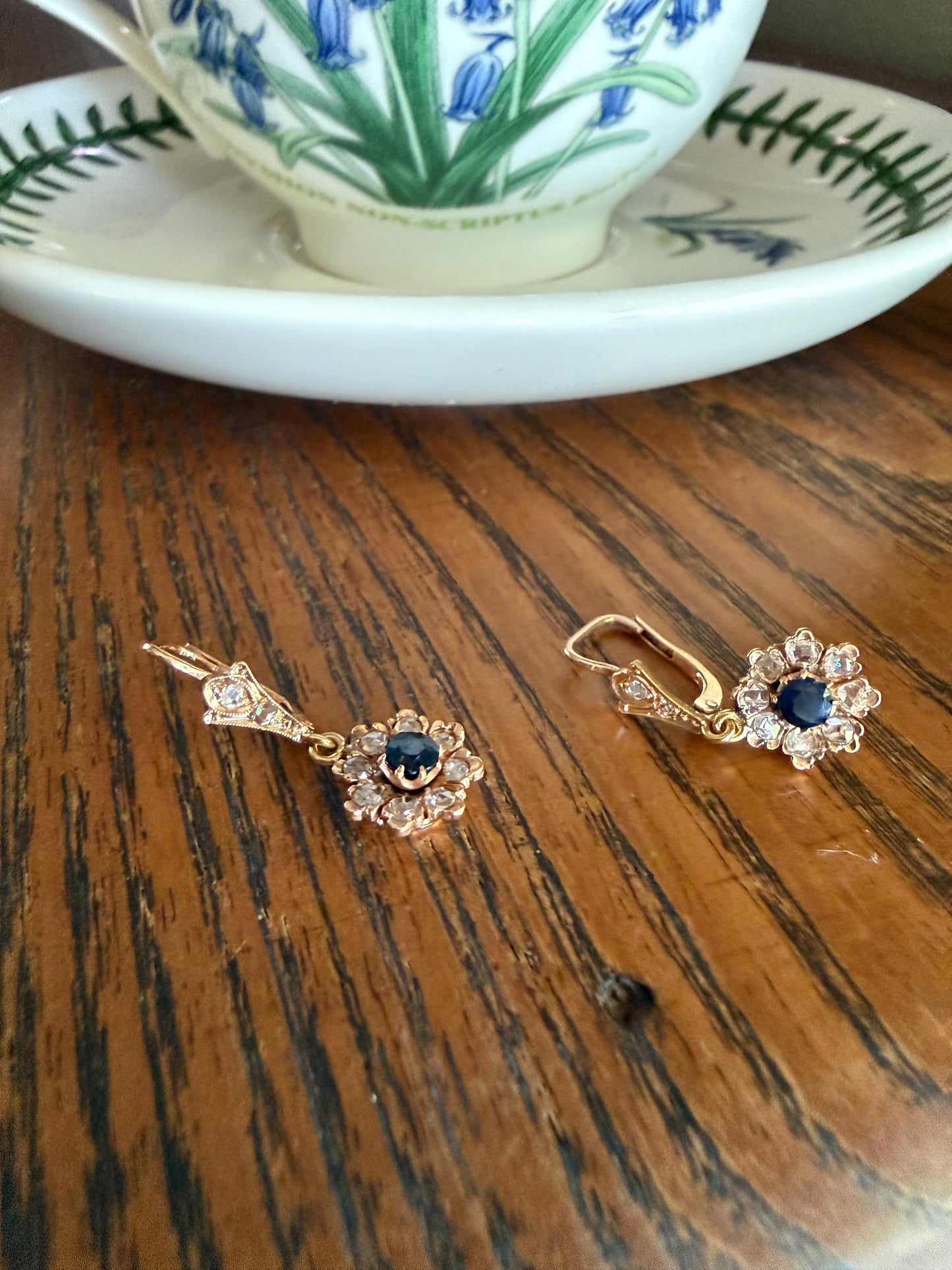 ANTIQUE Rose Cut DIAMOND Natural Blue SAPPHIRE Floral Daisy Cluster Dangle Earrings 18k Gold Rosy Linear Drops Flower Petals