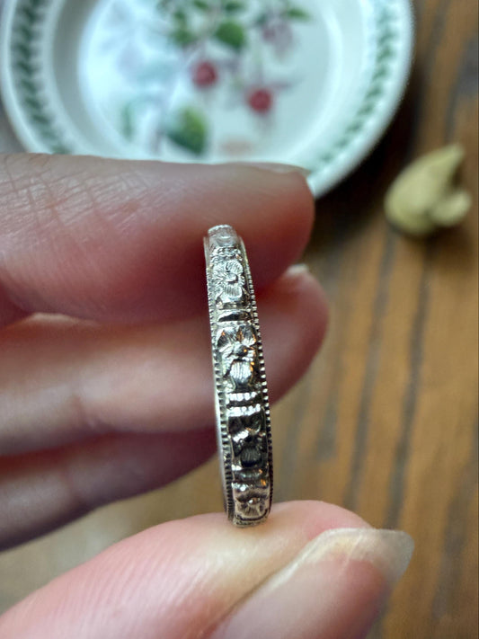 DATED 12/28 1932 ORANGE BLOSSOM Floral Embossed Vintage Art Deco 18k White Gold Solid Eternity Stacker Skinny Wedding Band Pansy Flowers