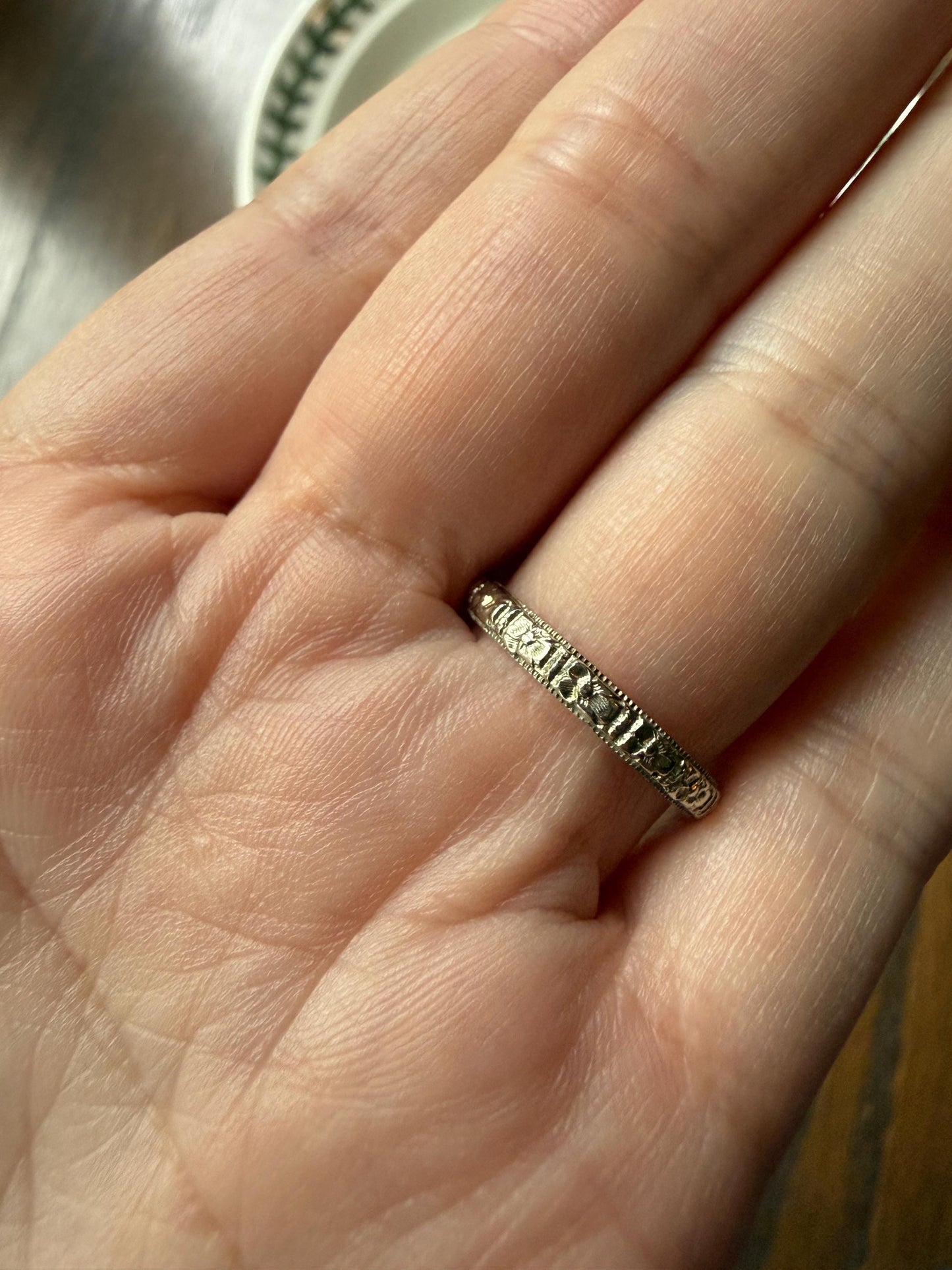 DATED 12/28 1932 ORANGE BLOSSOM Floral Embossed Vintage Art Deco 18k White Gold Solid Eternity Stacker Skinny Wedding Band Pansy Flowers