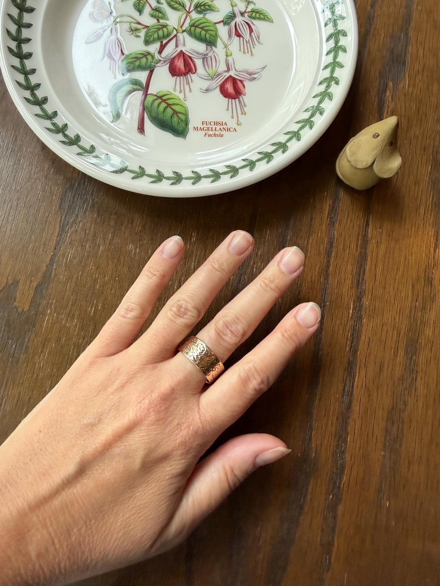 BUTTERFLIES and FLOWERS Wonderful Antique Hand Engraved Wedding Eternity Ring 14k Gold Solid by JR Wood 9mm Wide Cigar Band