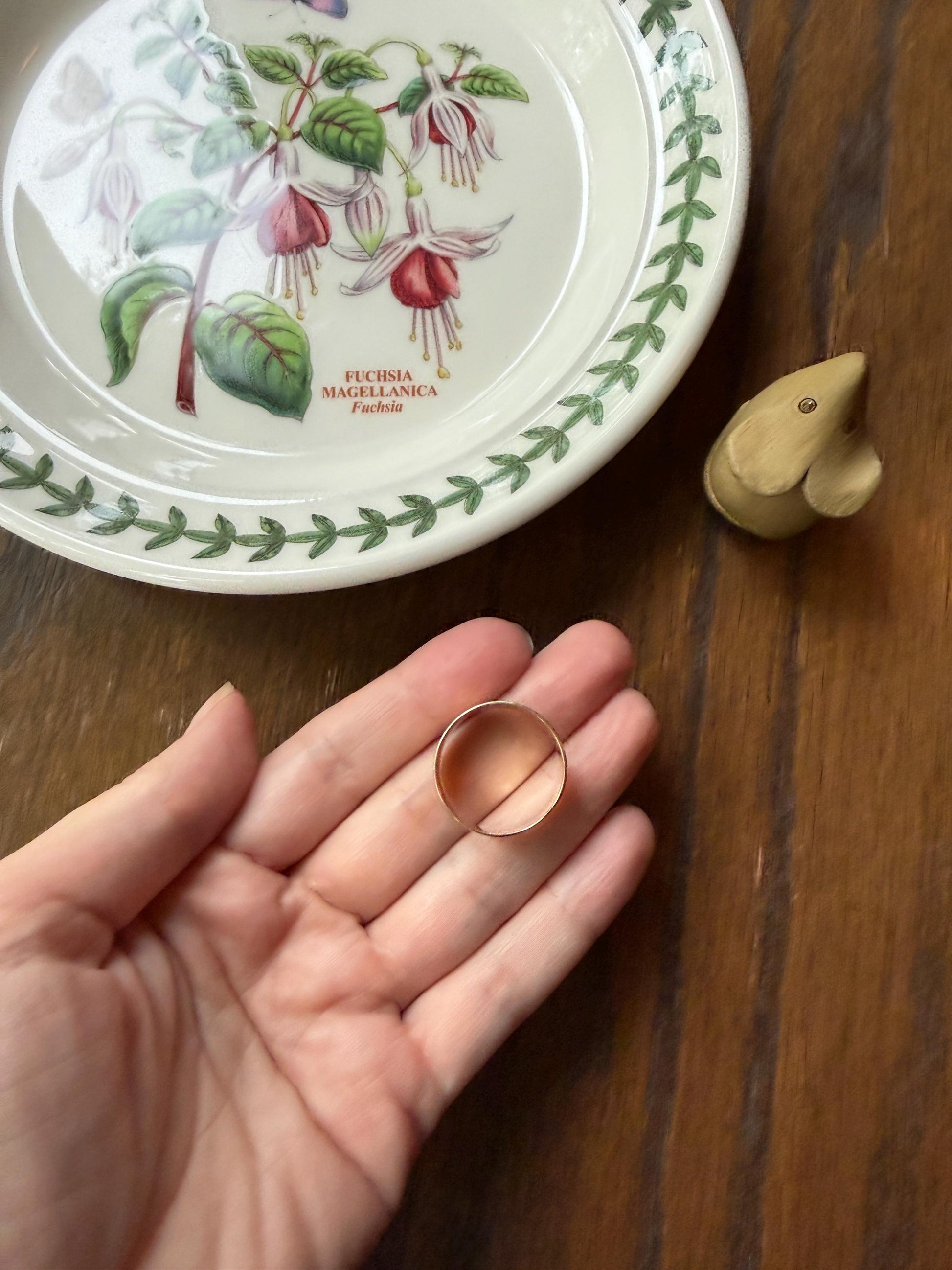 BUTTERFLIES and FLOWERS Wonderful Antique Hand Engraved Wedding Eternity Ring 14k Gold Solid by JR Wood 9mm Wide Cigar Band
