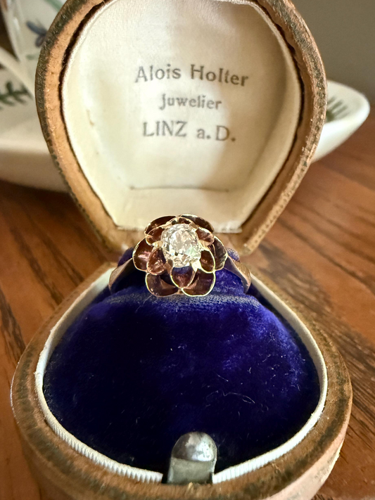 French VICTORIAN 18k Gold Buttercup Ring Old MINE Cut DIAMOND Ring Engagement Solitaire Ornate Antique Stacker Romantic Gift