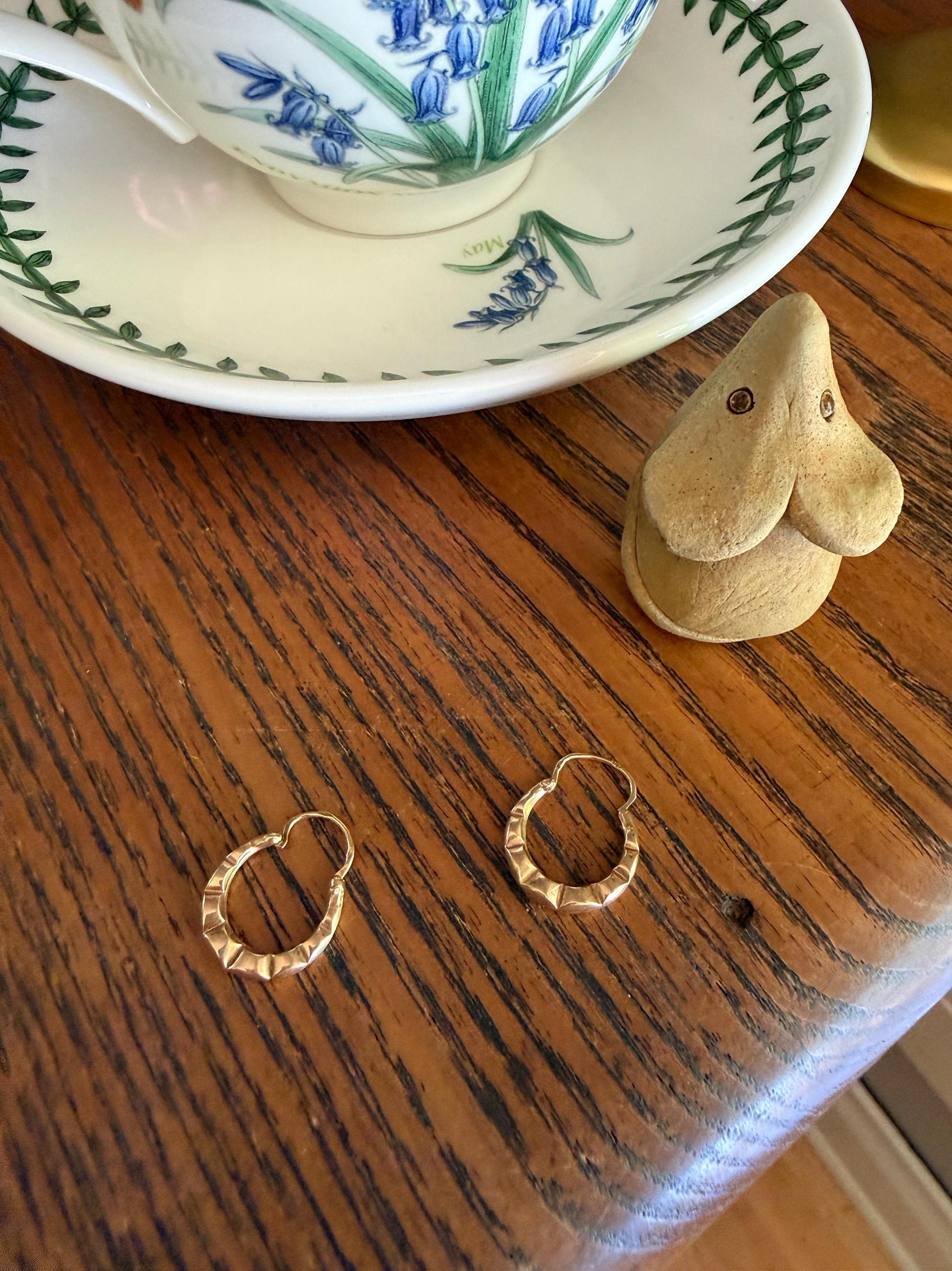 French Vintage CREOLE Hoop EARRINGS 18k Gold Dangle Scalloped Shimmering Gypsy Earstack