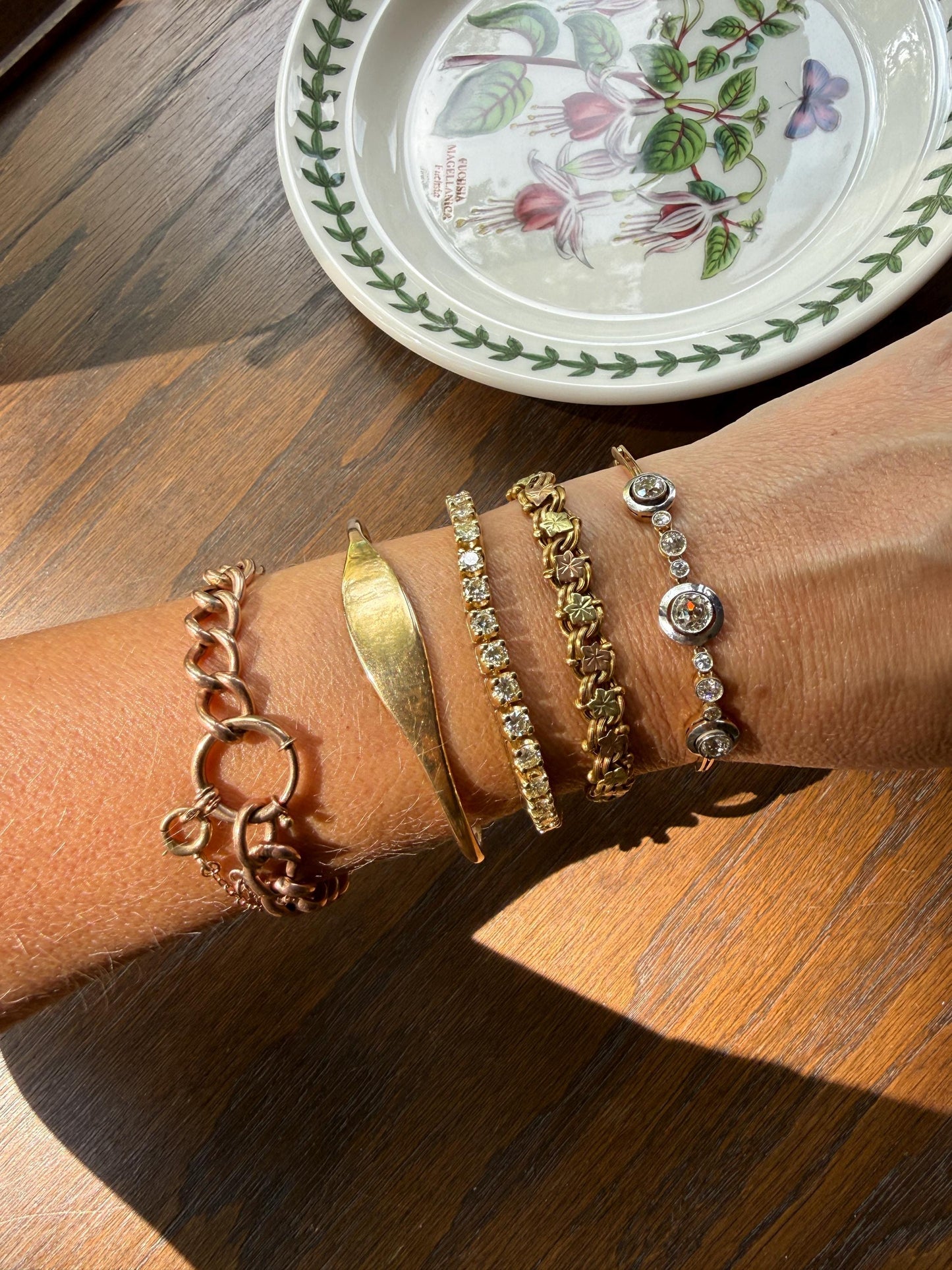 Victorian ANTIQUE 8.4mm Wide Curb Chain Bracelet with XL Spring Ring Bolt Clasp 8k Rosy Gold Wriststack Staple