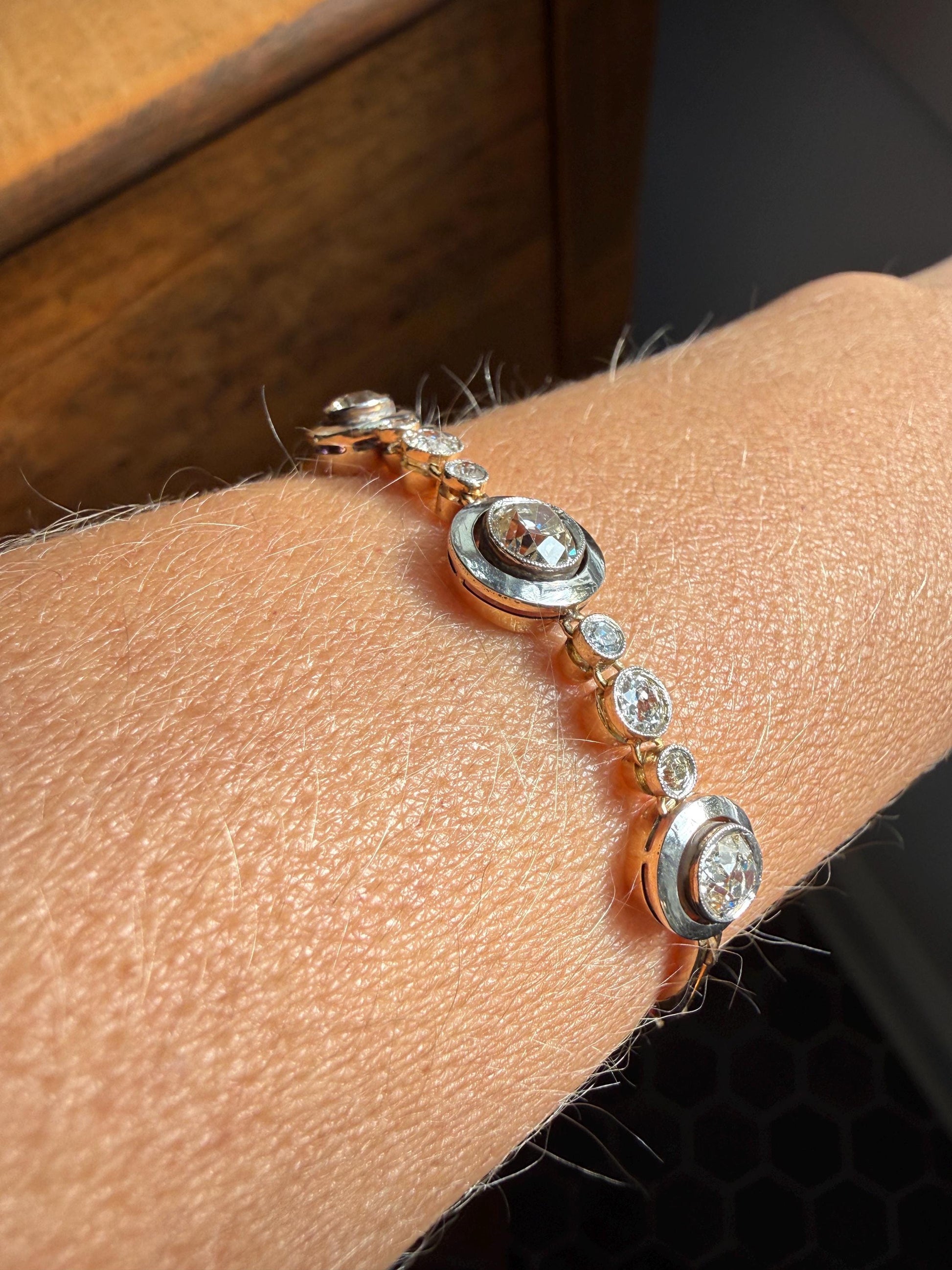 ANTIQUE 2.35 Carat Tdw Old Mine Cut DIAMOND Bracelet 18k Gold Comfortable Target Halo Bullseye Bezel Paperclip Link Chain 2.35Ctw OMC