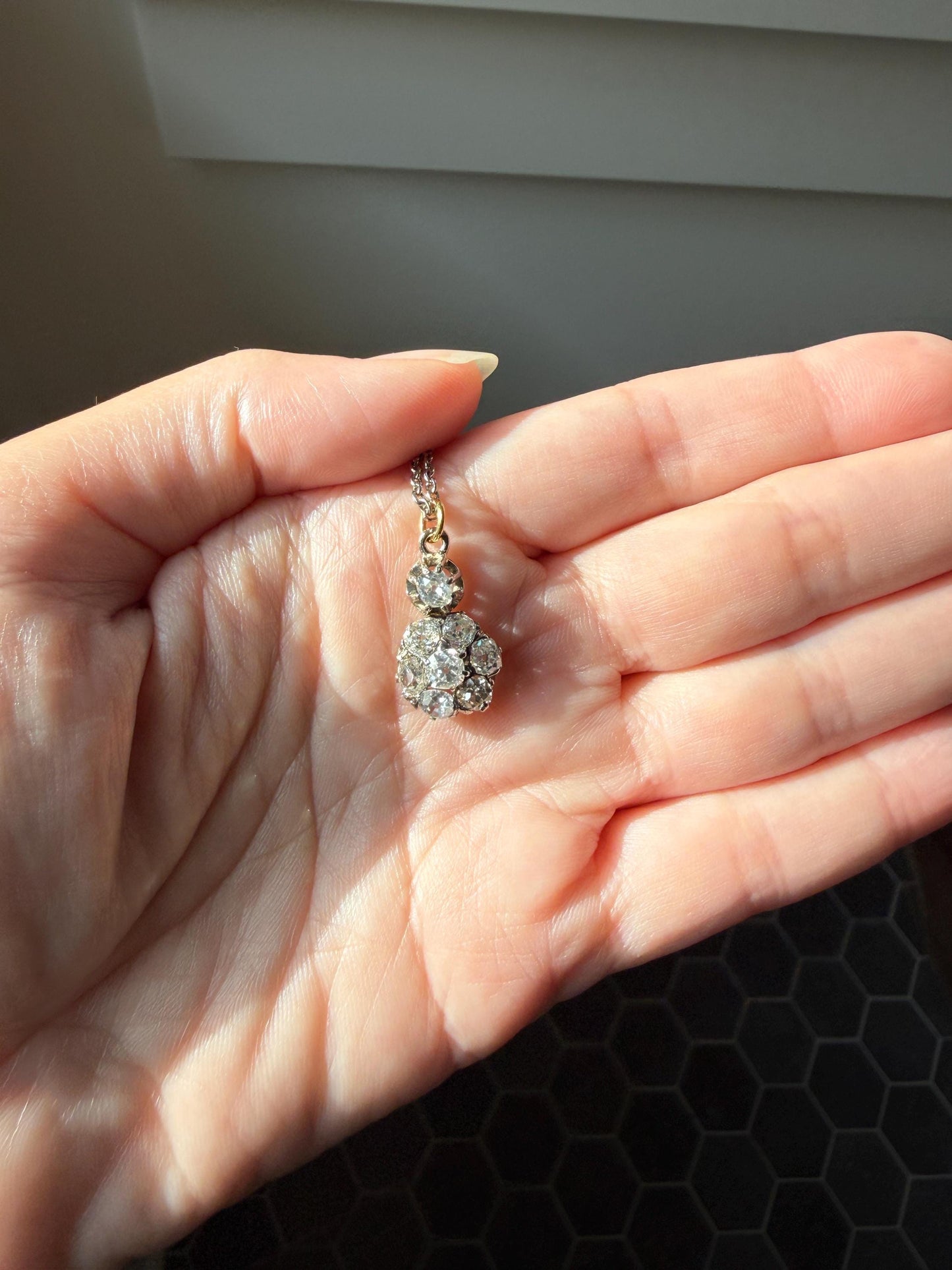 Antique 2.1 Carats Old Mine Cut DIAMOND Daisy Cluster Pendant on Chain Necklace French 18k Gold OMC 2.1Ctw Art Deco