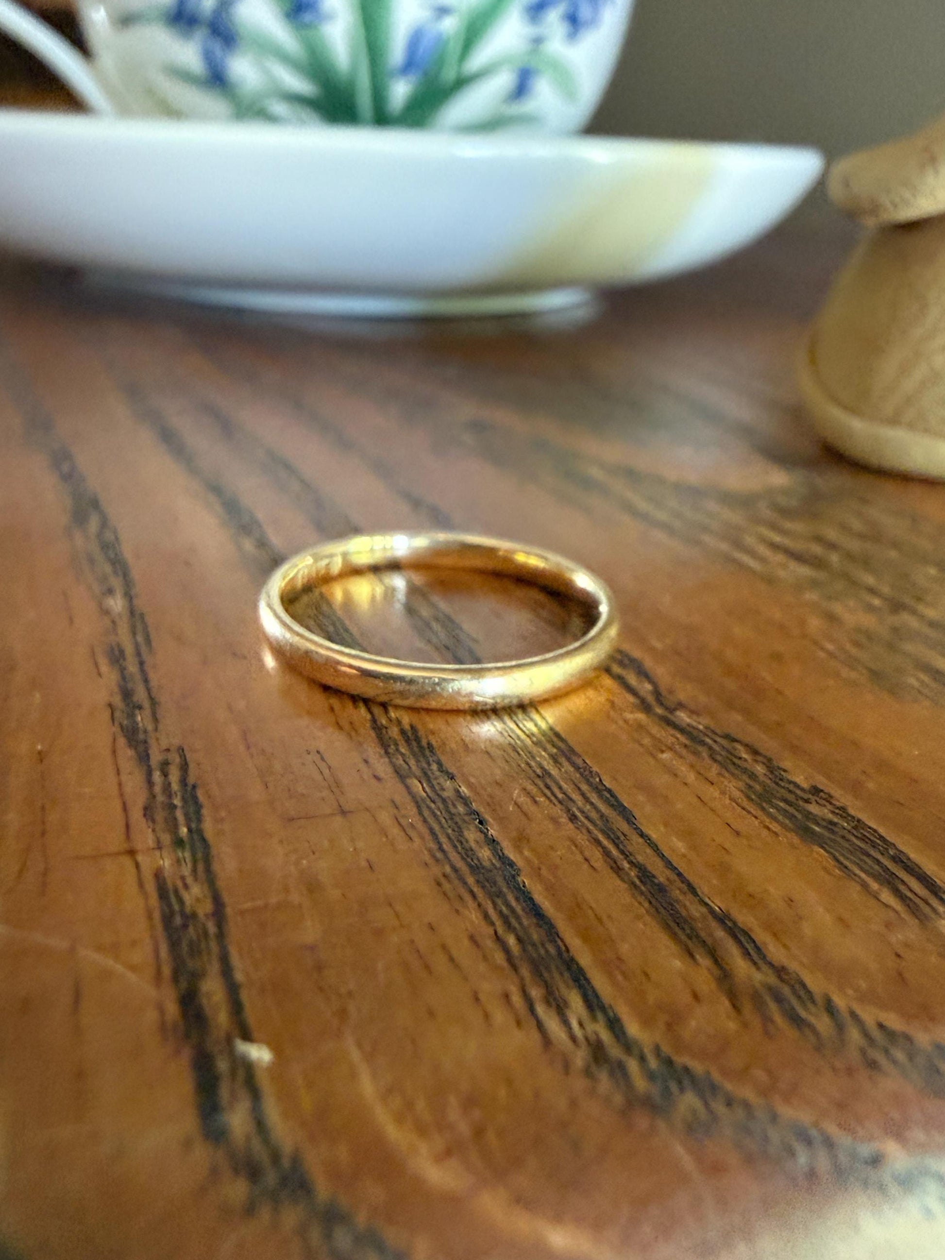 Comfort Fit Antique Victorian Skinny Band 18k Gold Sz 6 Wedding Ring JR Wood Stacker Something Old Minimalist