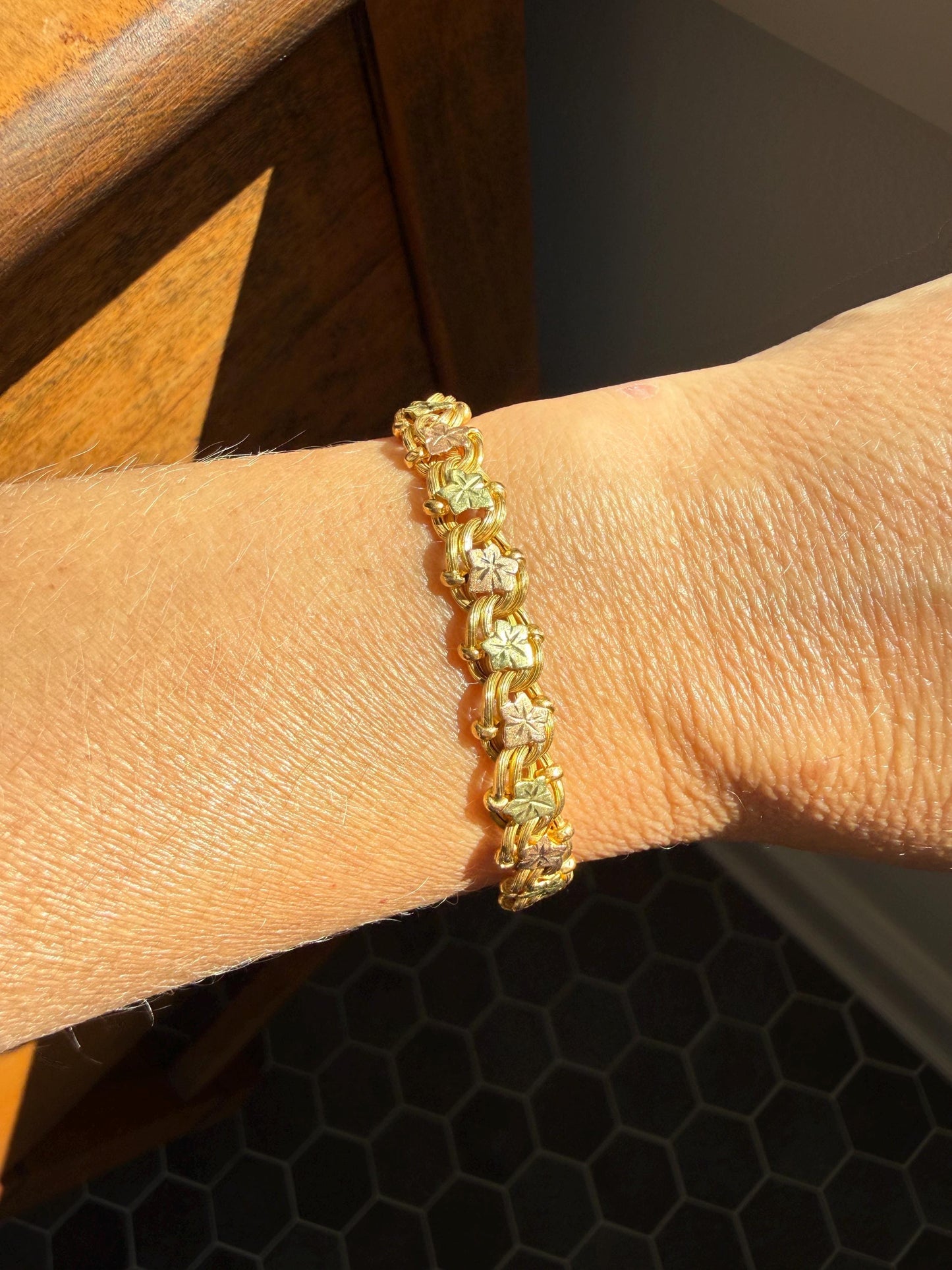 LEAF French Antique Tricolor 8.6g 18k GOLD Solid Braided Double Link Chain Bracelet Heart Charm Figural Leaves Rivet Rose Green Victorian