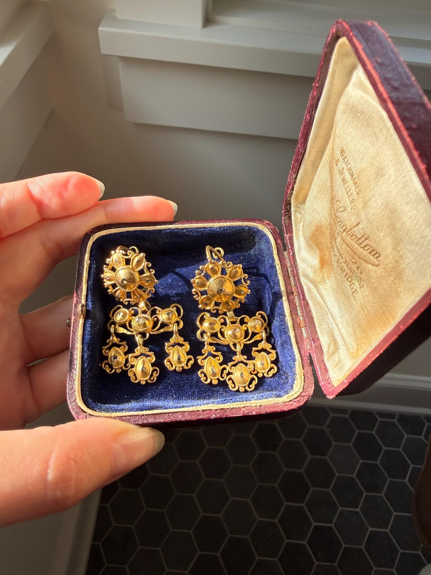Heavy ANTIQUE Iberian Pendeloque Earrings Natural Rose Cut Diamond 20g 18k Gold Georgian era Chandelier Traditional Dangle Hand Made Baroque