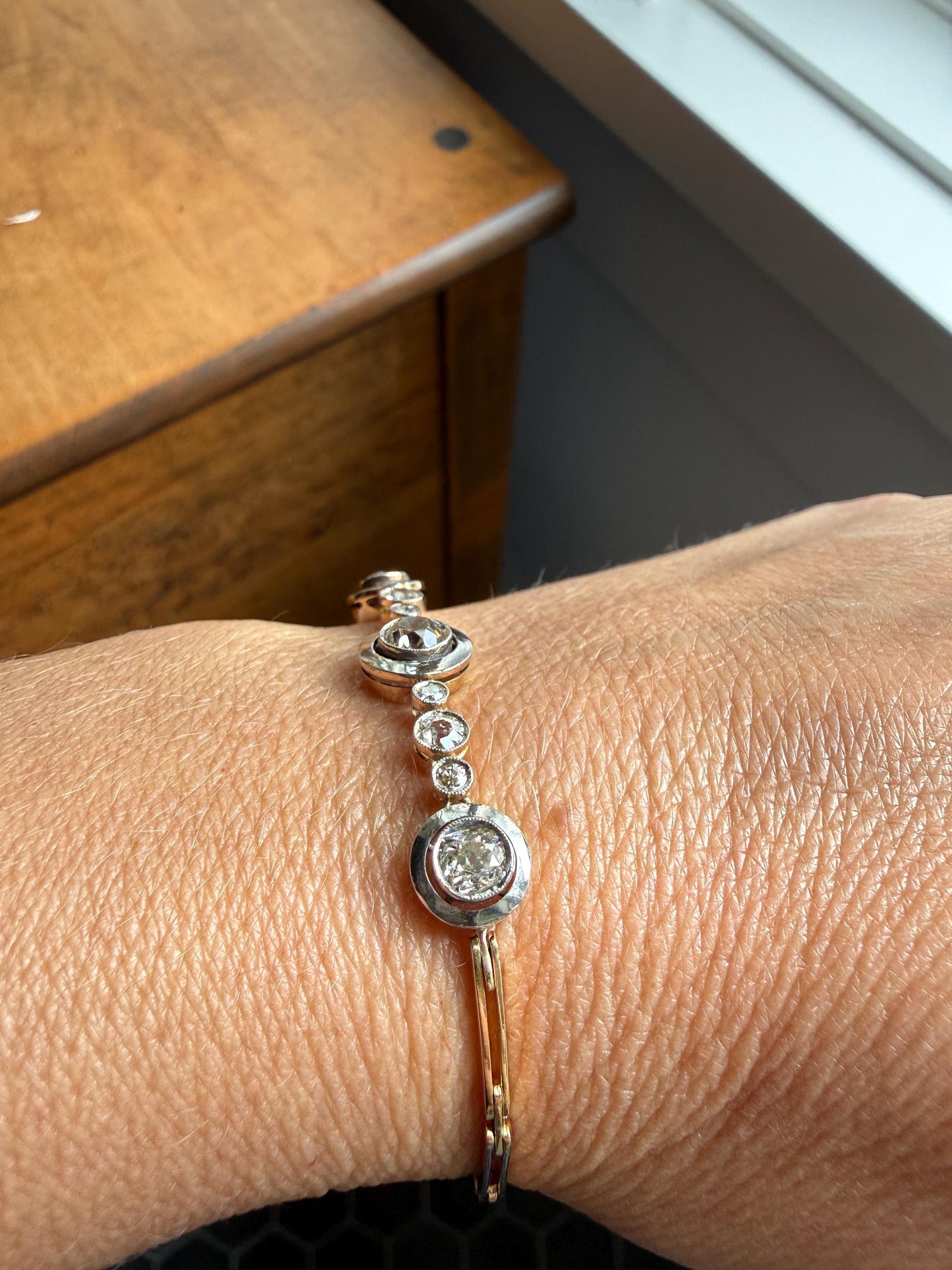 ANTIQUE 2.35 Carat Tdw Old Mine Cut DIAMOND Bracelet 18k Gold Comfortable Target Halo Bullseye Bezel Paperclip Link Chain 2.35Ctw OMC