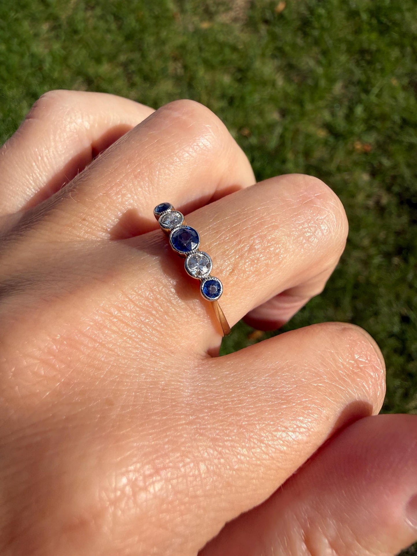 Antique 18k Gold Five Stone Stacker Ring SAPPHIRE Transitional Cut DIAMOND Alternating Row Ring Skinny Band Linear Two Tone Blue Unique Gift