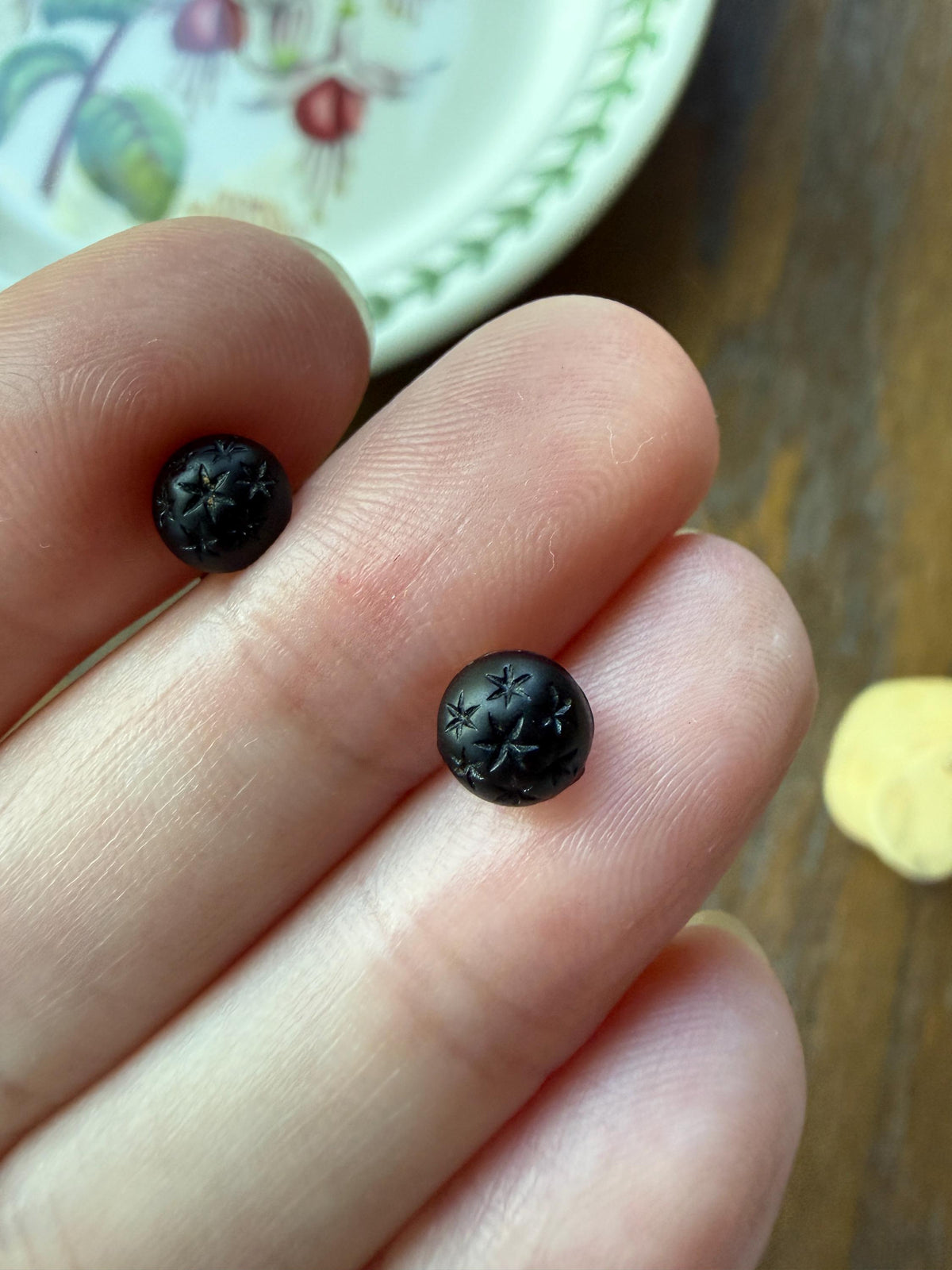 Black Starburst Button 3D Studs Antique French 18k GOLD Solid Figural EARRINGS Screw Back Stud Minimalist Sturdy Daily Wearers