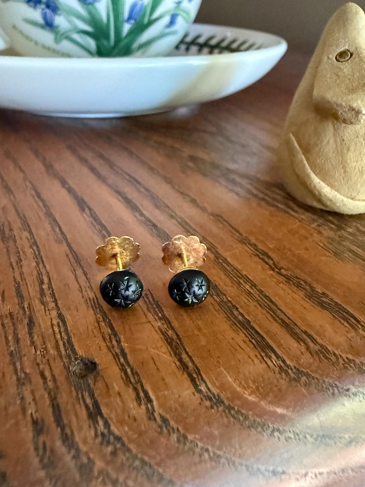 Black Starburst Button 3D Studs Antique French 18k GOLD Solid Figural EARRINGS Screw Back Stud Minimalist Sturdy Daily Wearers