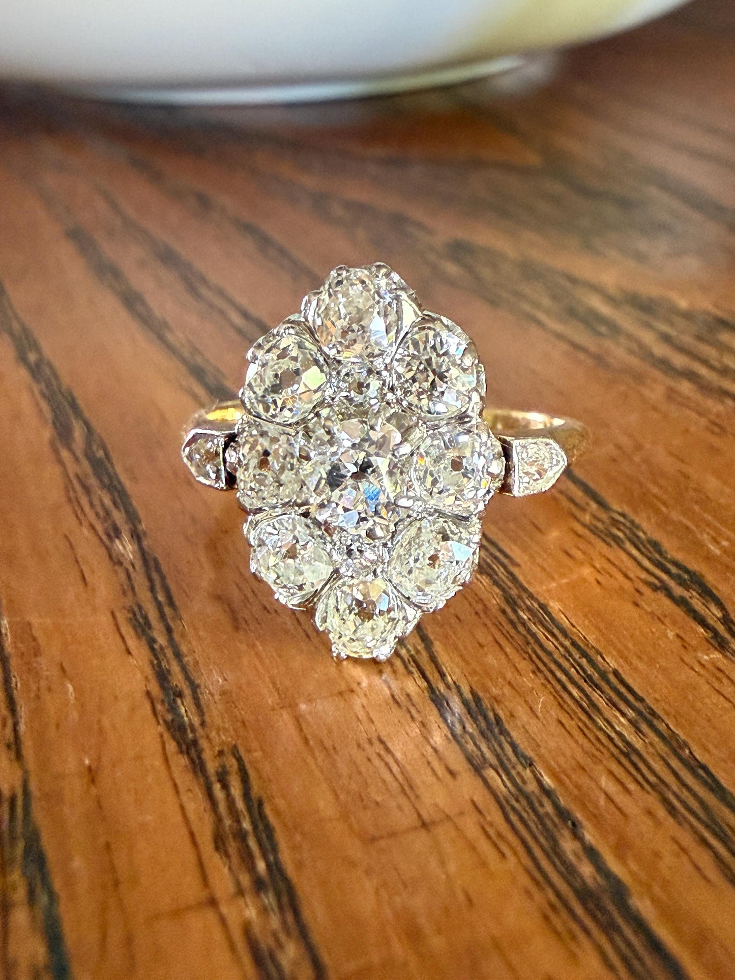 ANTIQUE Two Carats 11 Old Mine Cut DIAMOND Daisy Cluster Ring 18k Rose Gold & PLATiNUM Belle Epoque Romantic Gift OmC Victorian Oval