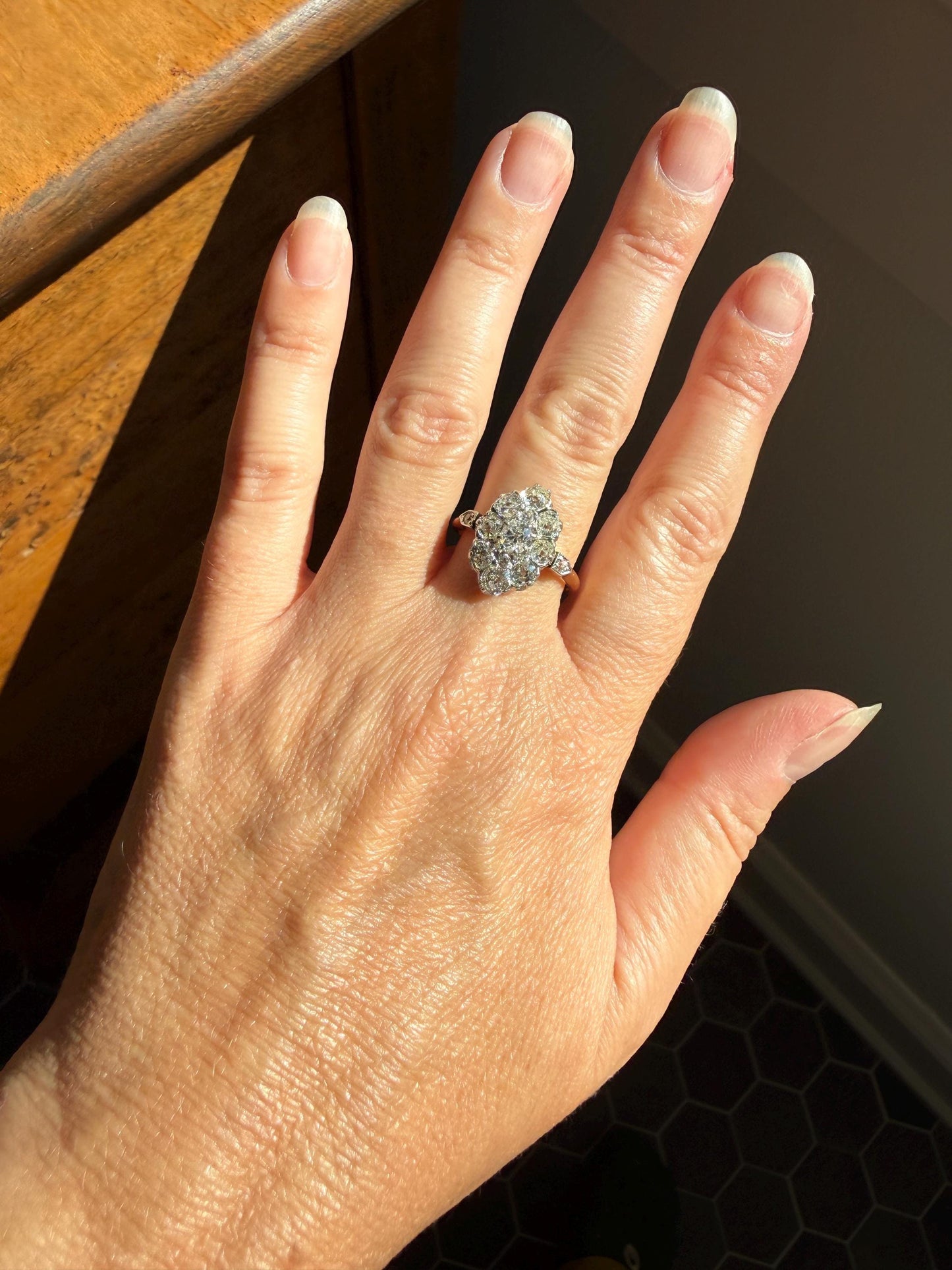 ANTIQUE Two Carats 11 Old Mine Cut DIAMOND Daisy Cluster Ring 18k Rose Gold & PLATiNUM Belle Epoque Romantic Gift OmC Victorian Oval
