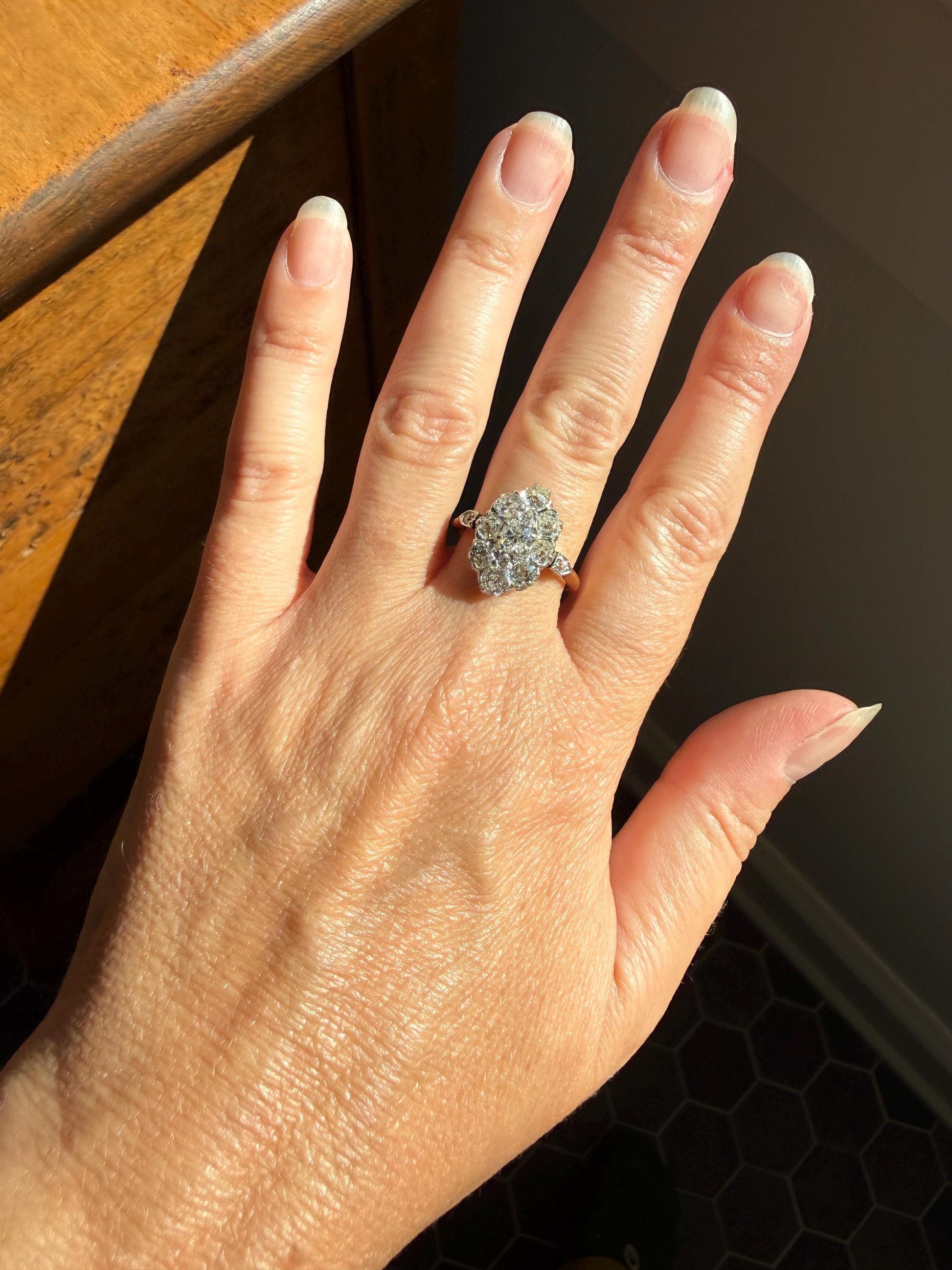 ANTIQUE Two Carats 11 Old Mine Cut DIAMOND Daisy Cluster Ring 18k Rose Gold & PLATiNUM Belle Epoque Romantic Gift OmC Victorian Oval