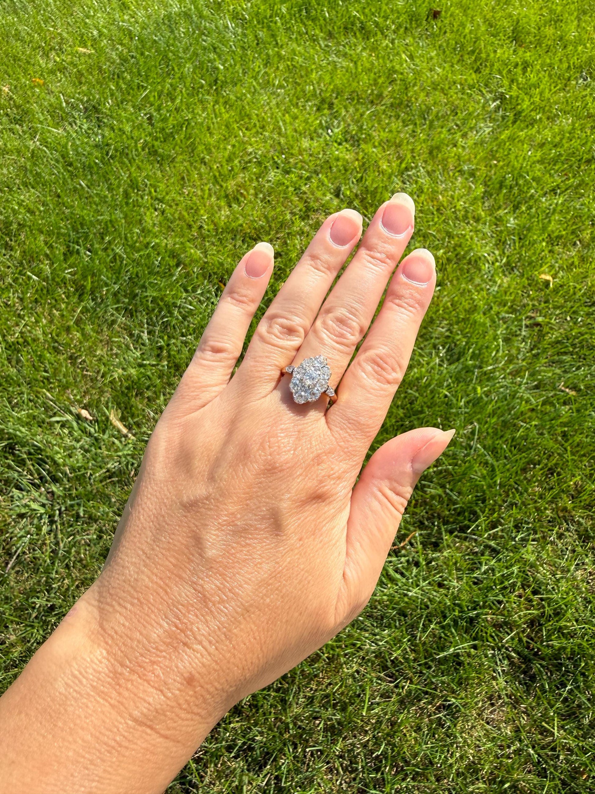 ANTIQUE Two Carats 11 Old Mine Cut DIAMOND Daisy Cluster Ring 18k Rose Gold & PLATiNUM Belle Epoque Romantic Gift OmC Victorian Oval