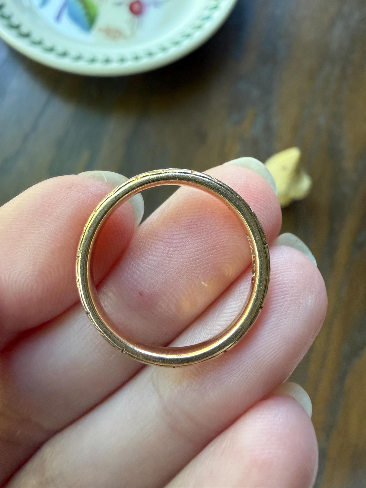 Engraved Comfort Fit Antique Victorian Skinny Band 3.3g 14k Gold Sz 7.25 Wedding Ring JR Wood Stacker Something Old Minimalist Man Unisex