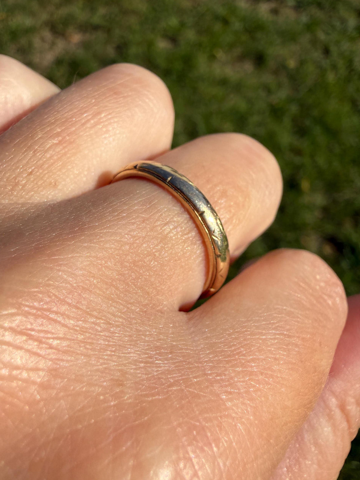Engraved Comfort Fit Antique Victorian Skinny Band 3.3g 14k Gold Sz 7.25 Wedding Ring JR Wood Stacker Something Old Minimalist Man Unisex