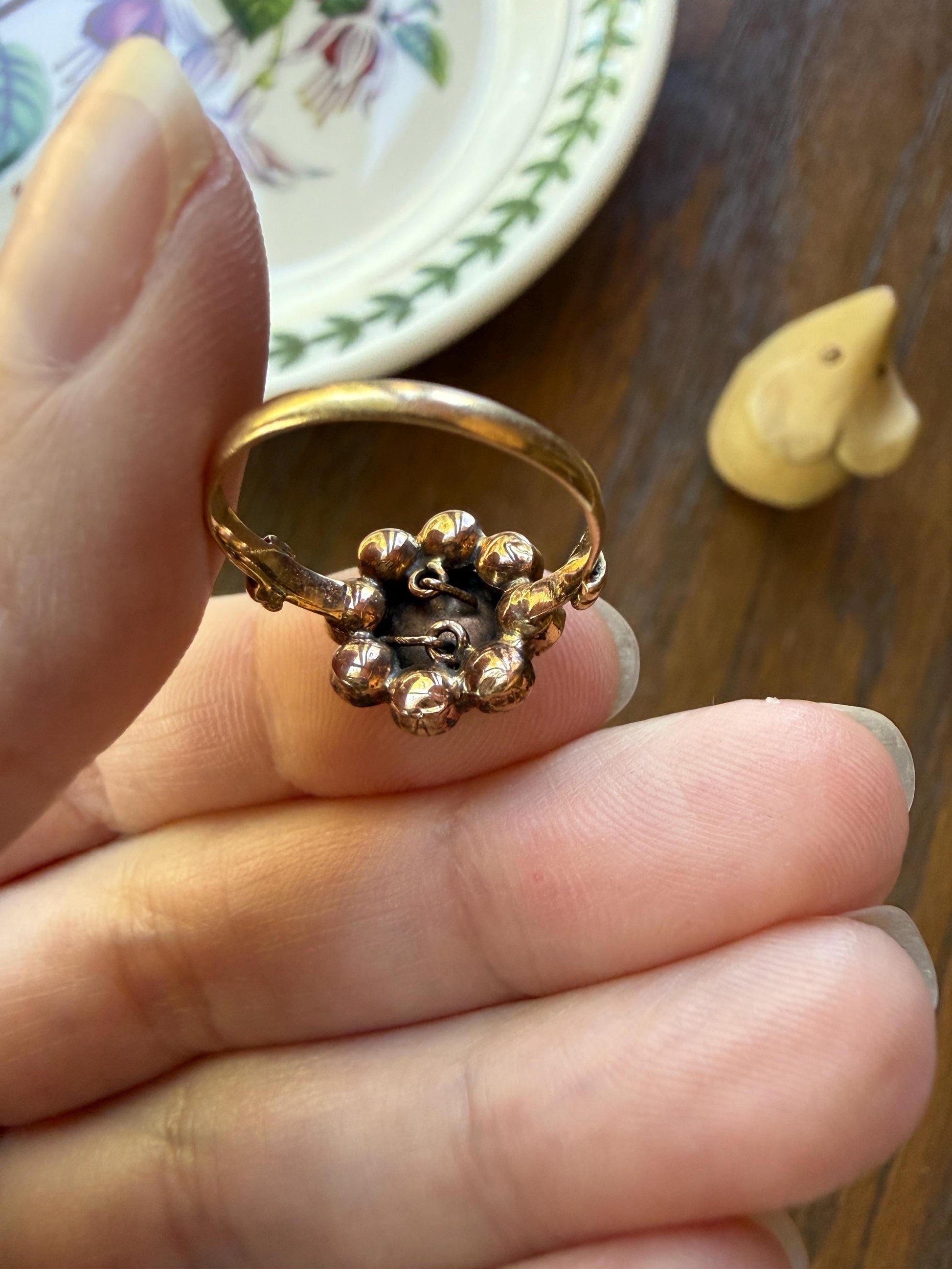 Antique Perpignan GARNET Almandine Cluster Ring French VICTORIAN Era 18k Gold Floral Daisy Glowing Purple Pink Sparkle Bezel Set