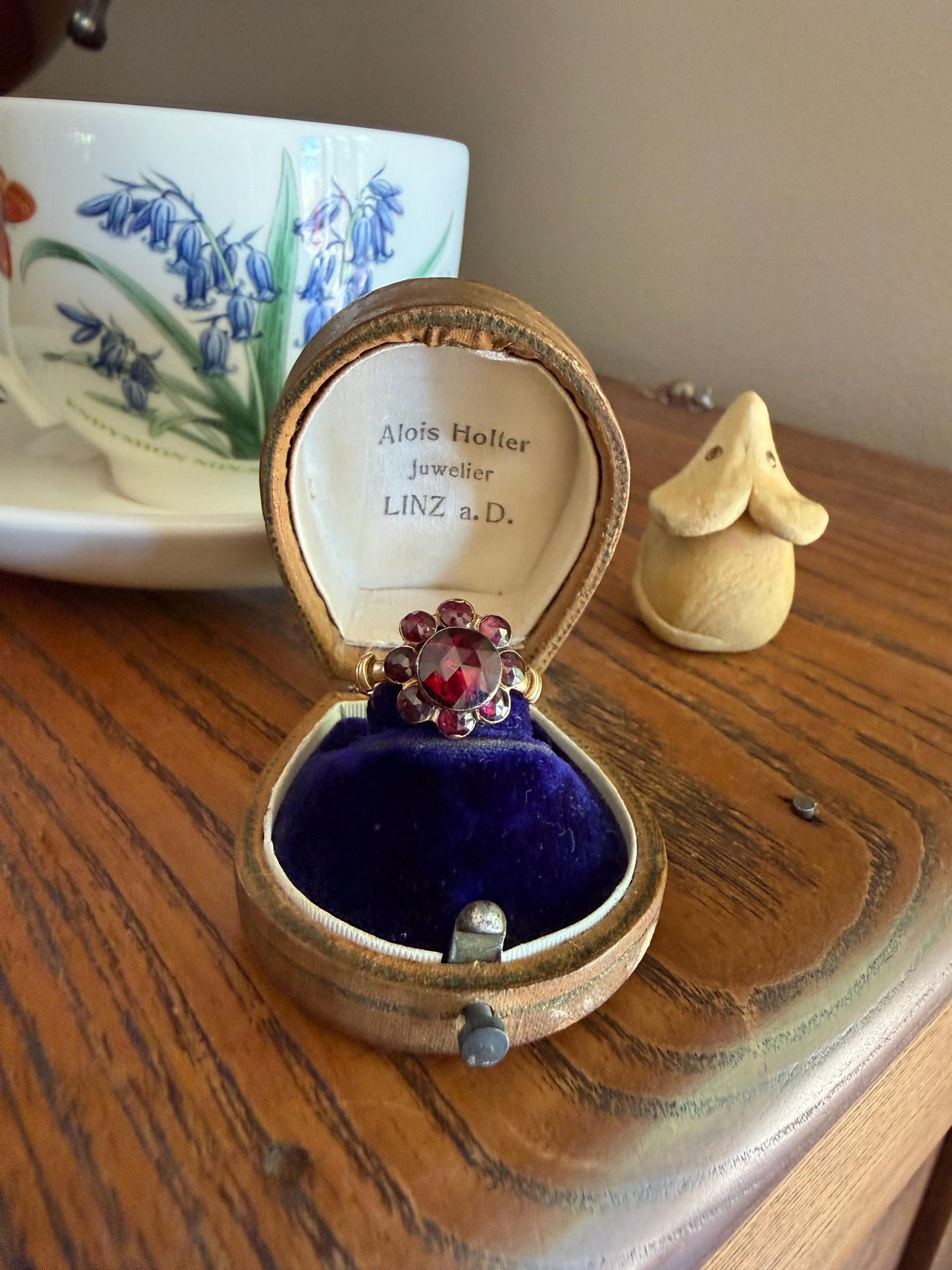 Antique Perpignan GARNET Almandine Cluster Ring French VICTORIAN Era 18k Gold Floral Daisy Glowing Purple Pink Sparkle Bezel Set