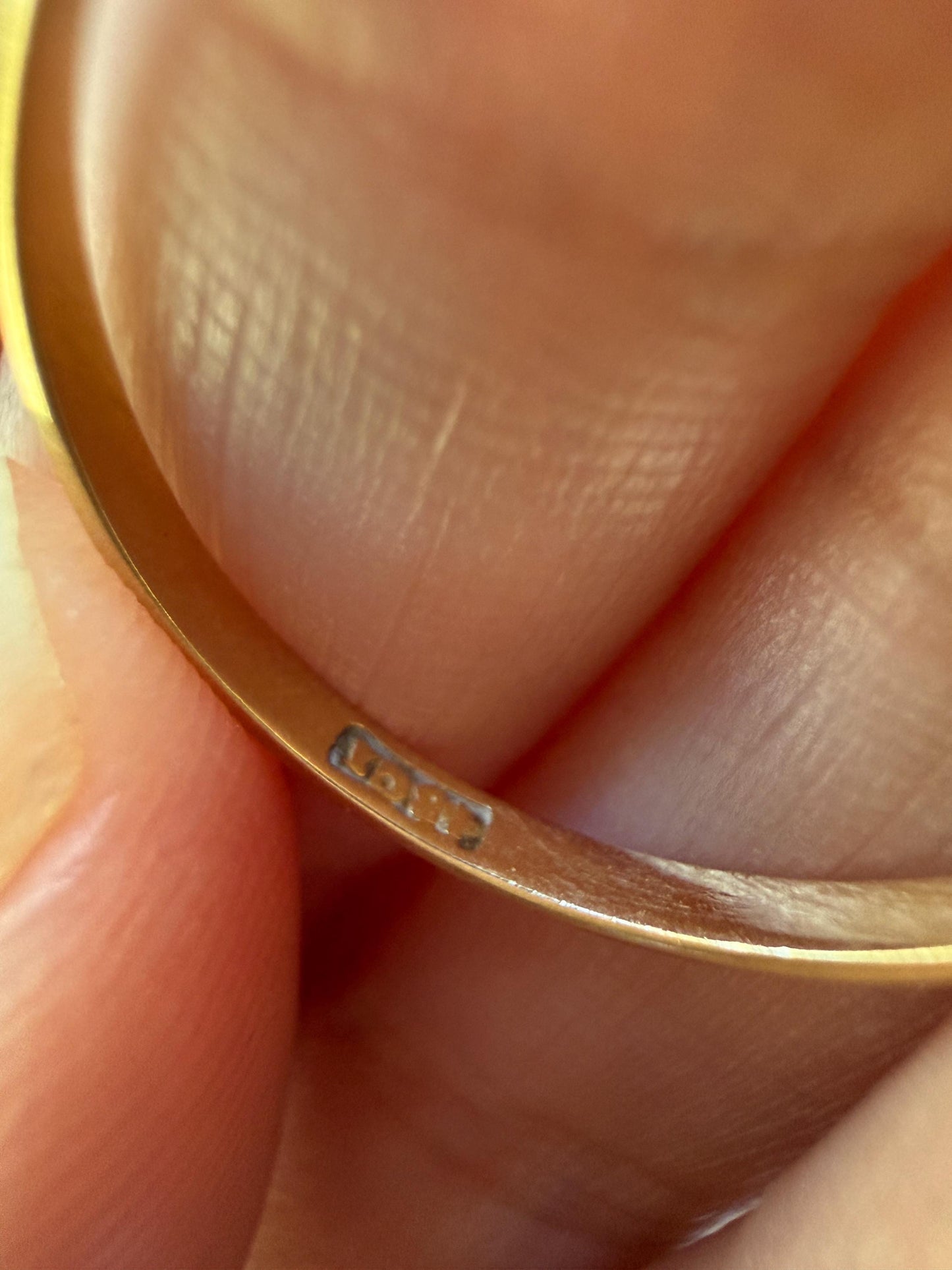 Antique 18k Gold Five Stone Stacker Ring SAPPHIRE Transitional Cut DIAMOND Alternating Row Ring Skinny Band Linear Two Tone Blue Unique Gift