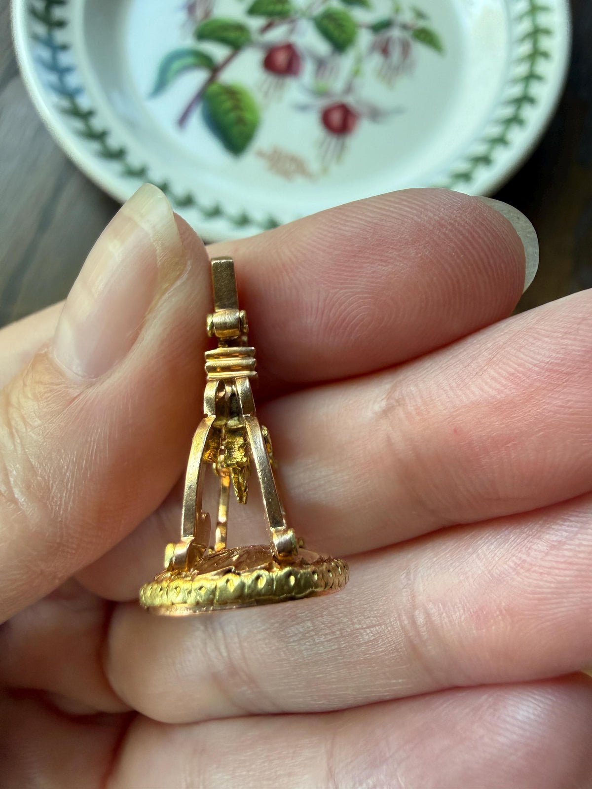 Heavy Letter " G " Fob Pendant French Antique 9g 18k Gold Solid Victorian Rose & Green Wax Seal Acanthus Leaf Belle Epoque Initial