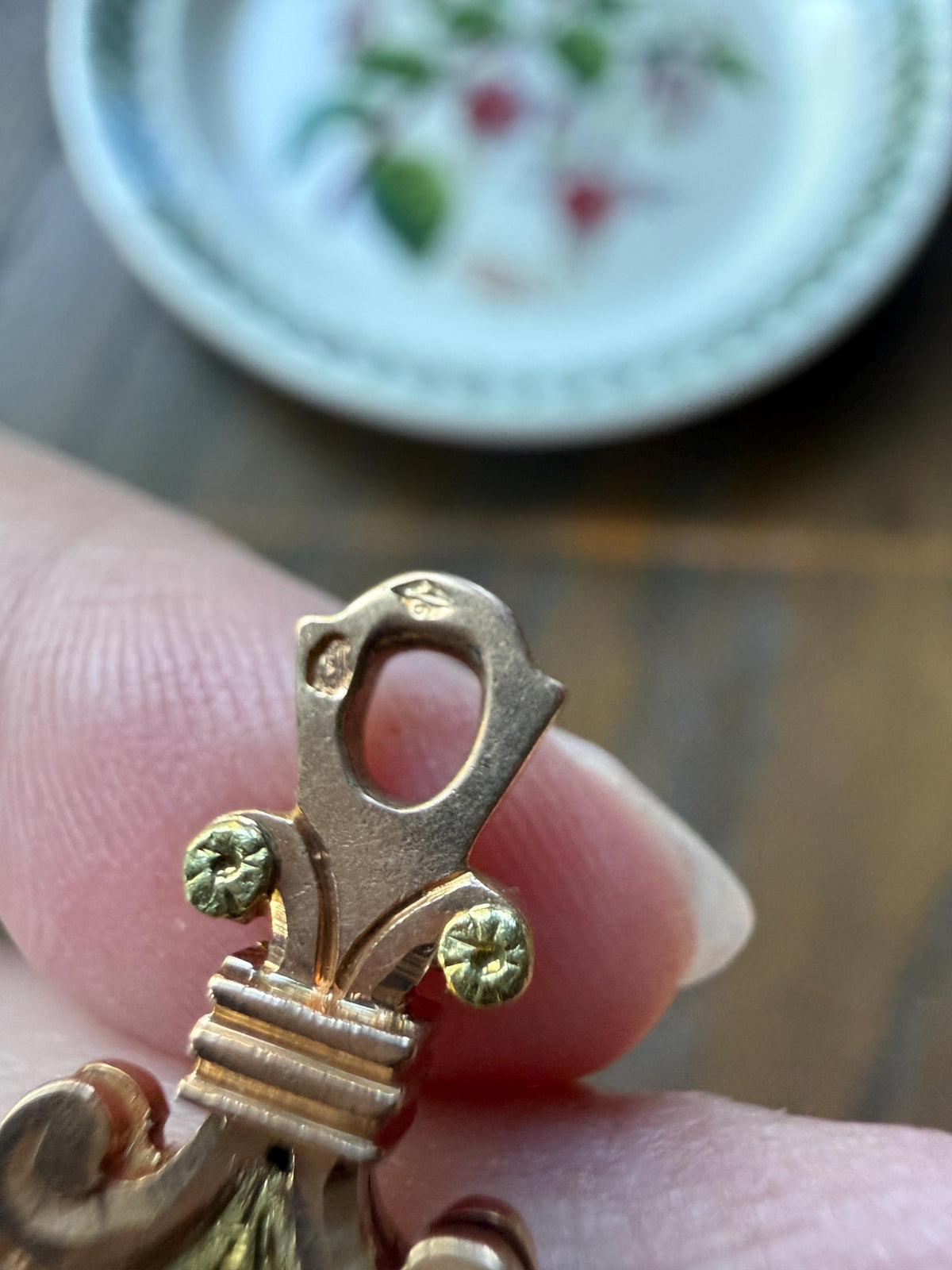 Heavy Letter " G " Fob Pendant French Antique 9g 18k Gold Solid Victorian Rose & Green Wax Seal Acanthus Leaf Belle Epoque Initial