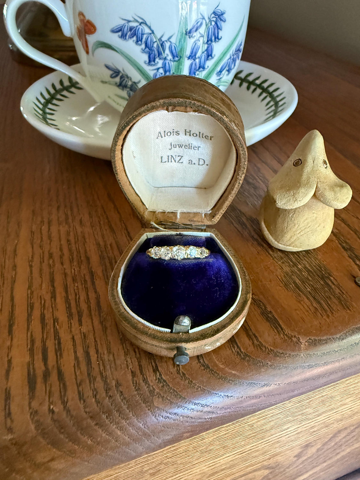 Victorian Antique .8 Carat Old Mine Cut Diamond Five Stone Ring 18k Gold Eye Clean Daily Wearer Band