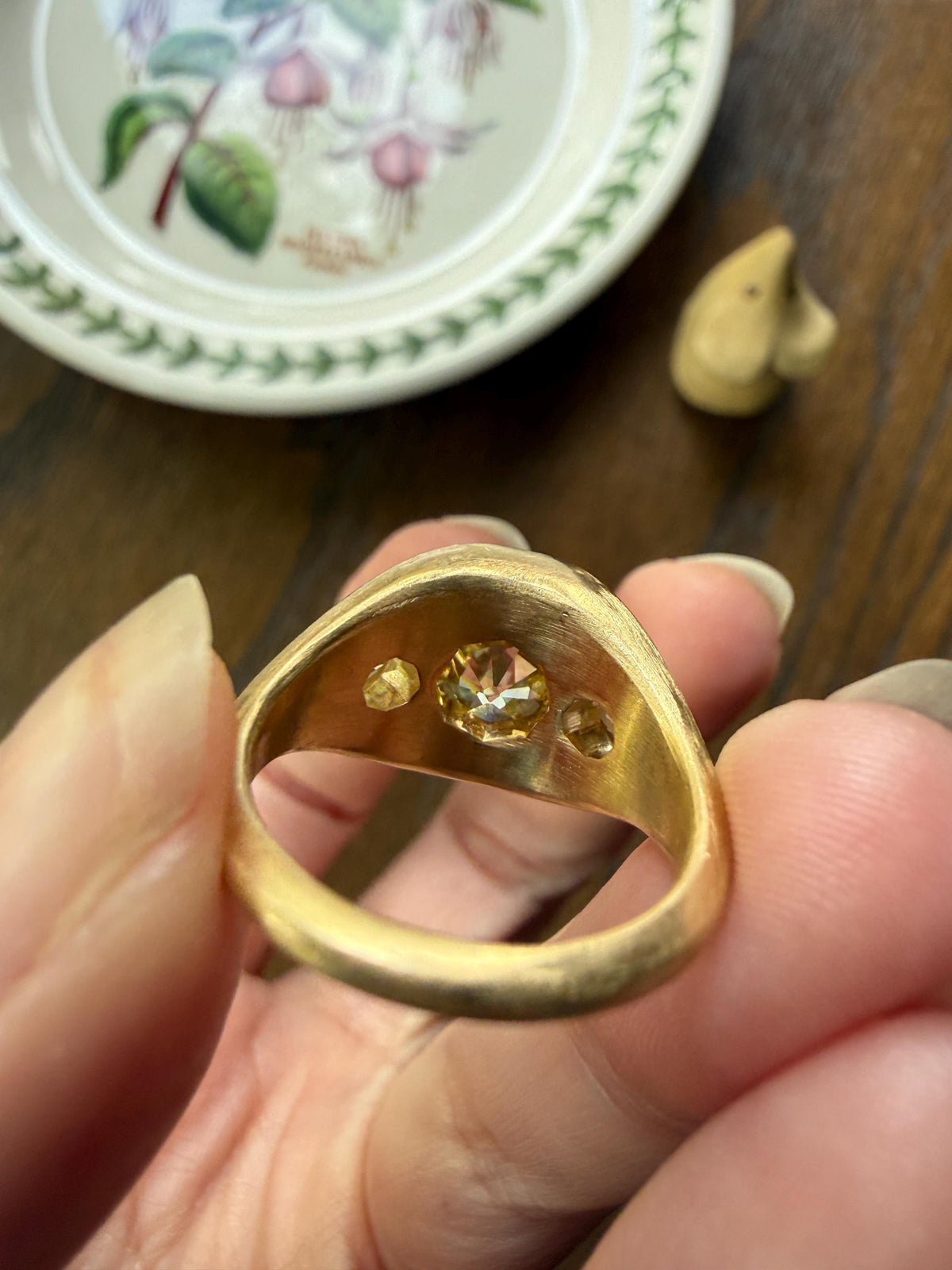 HEAVY 5.2 Carats Eye Clean Natural Antique Old Mine Cut Diamond Three Stone Gypsy Ring 14.5g 18k Gold Matte Band Stacker Man Unisex Chunky