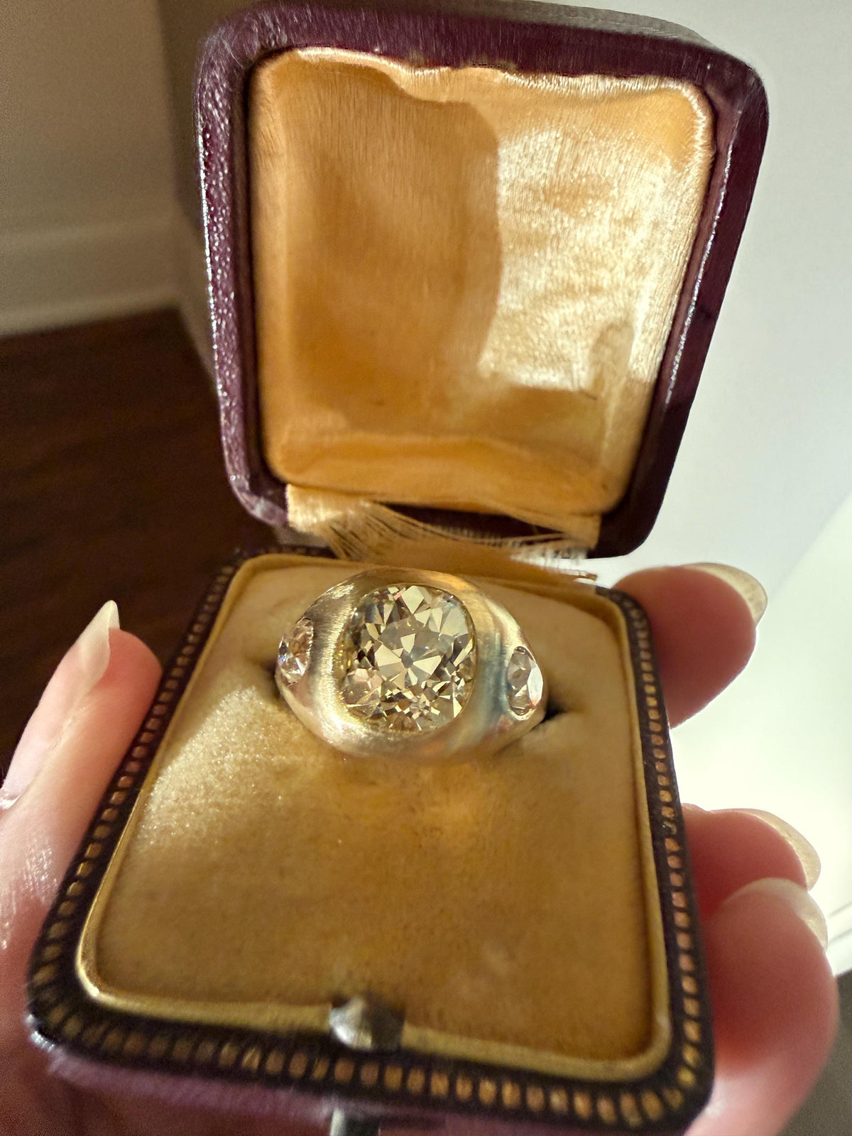 HEAVY 5.2 Carats Eye Clean Natural Antique Old Mine Cut Diamond Three Stone Gypsy Ring 14.5g 18k Gold Matte Band Stacker Man Unisex Chunky