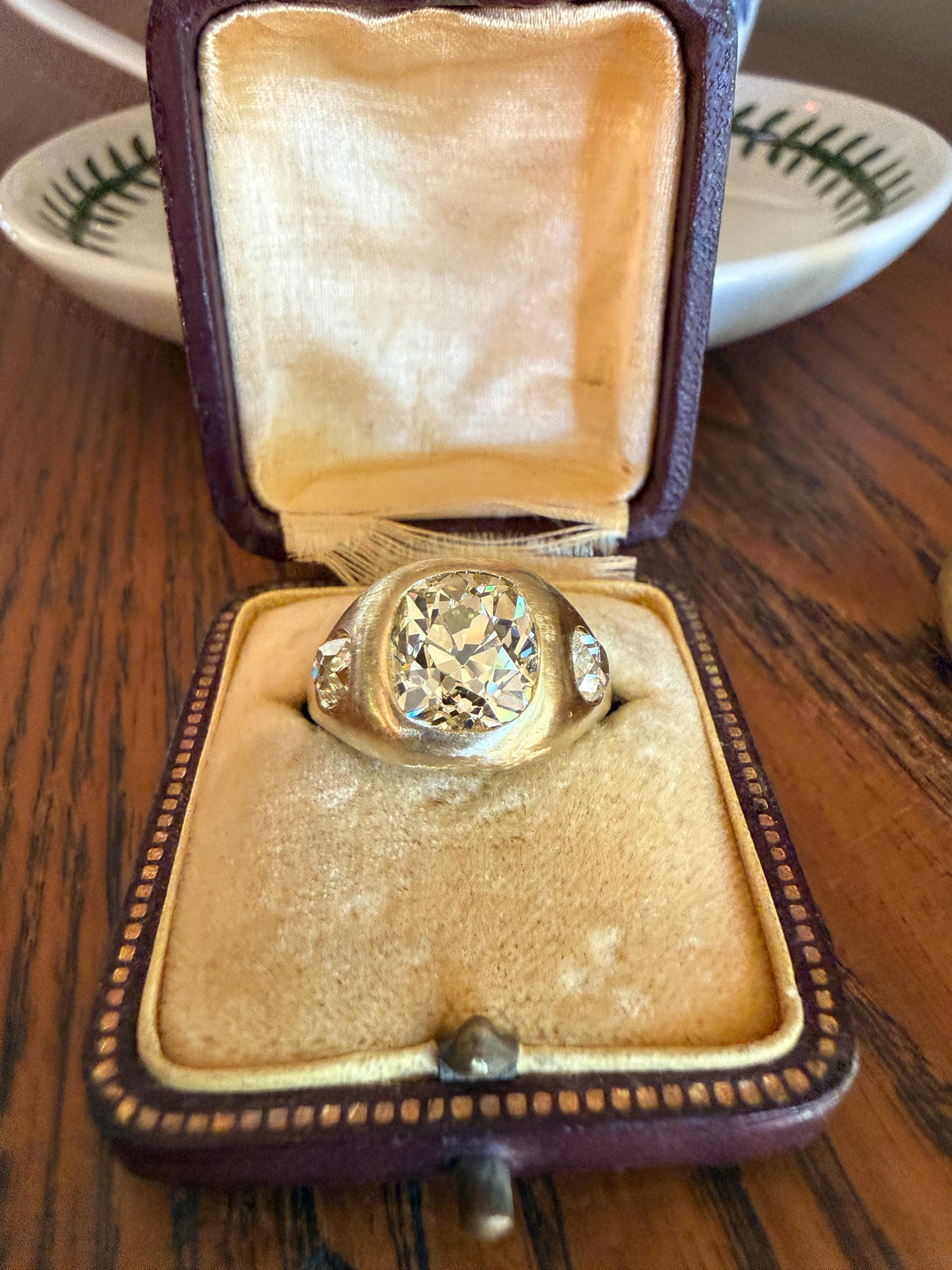 HEAVY 5.2 Carats Eye Clean Natural Antique Old Mine Cut Diamond Three Stone Gypsy Ring 14.5g 18k Gold Matte Band Stacker Man Unisex Chunky