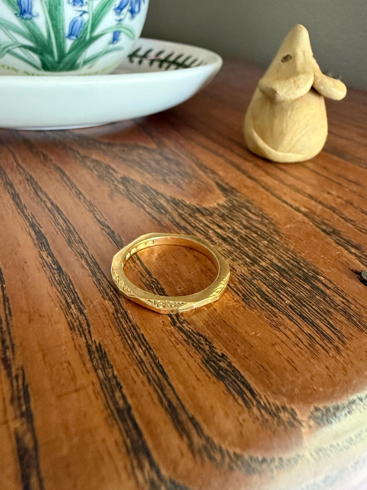 Vintage 22k Gold Faceted Beveled Engraved Stacker Eternity Ring Shimmer Skinny Wedding Band Unique Geometric
