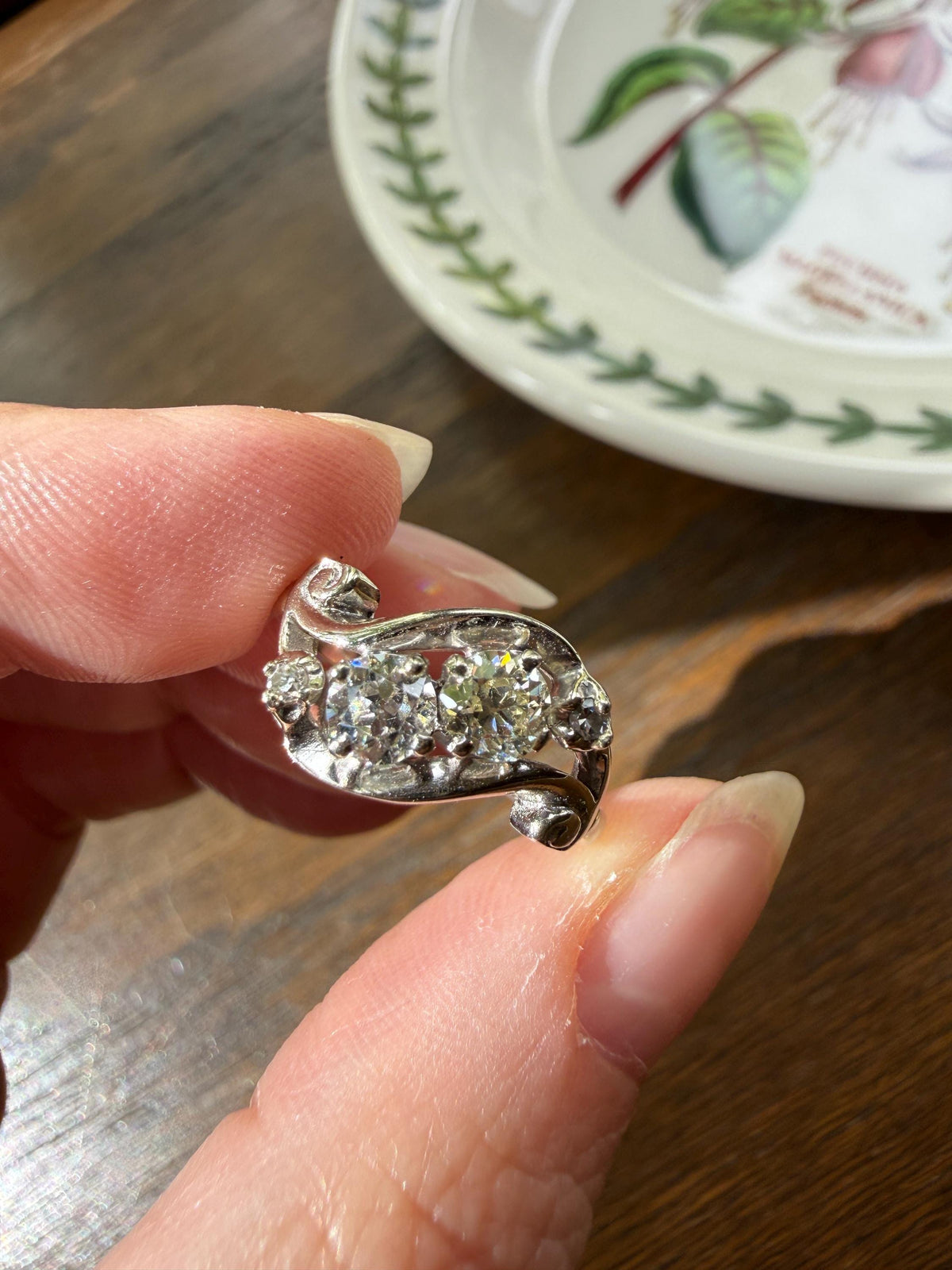 Vintage .8 Carat Tdw Old Mine Old European Cut Diamond SWIRL Ring 14k White Gold Ornate Scrolled Band Art Deco Stacker Toi et Moi