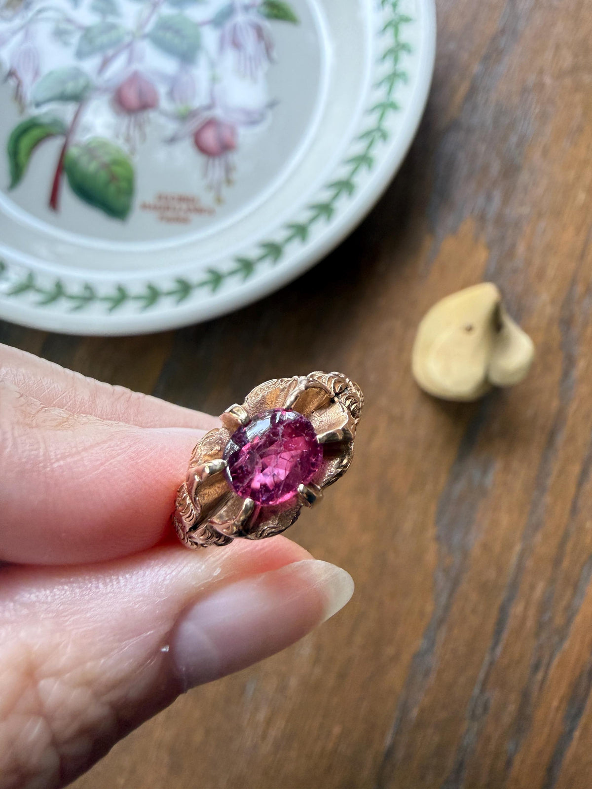LION Claw Paw Shoulders Juicy Natural Ruby Chunky Ring 10k Gold Victorian Figural Unique Gift 3D Glowing Pinkish Red Orb Animal Jewelry