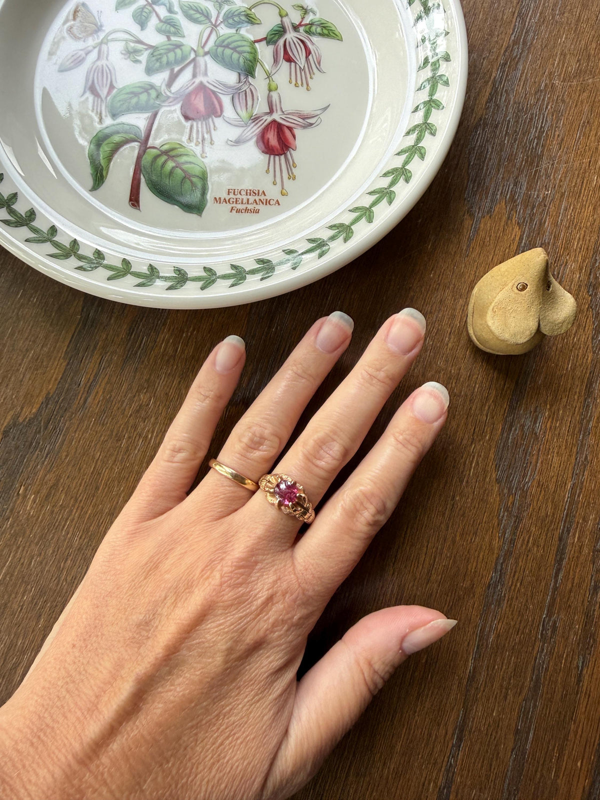 LION Claw Paw Shoulders Juicy Natural Ruby Chunky Ring 10k Gold Victorian Figural Unique Gift 3D Glowing Pinkish Red Orb Animal Jewelry
