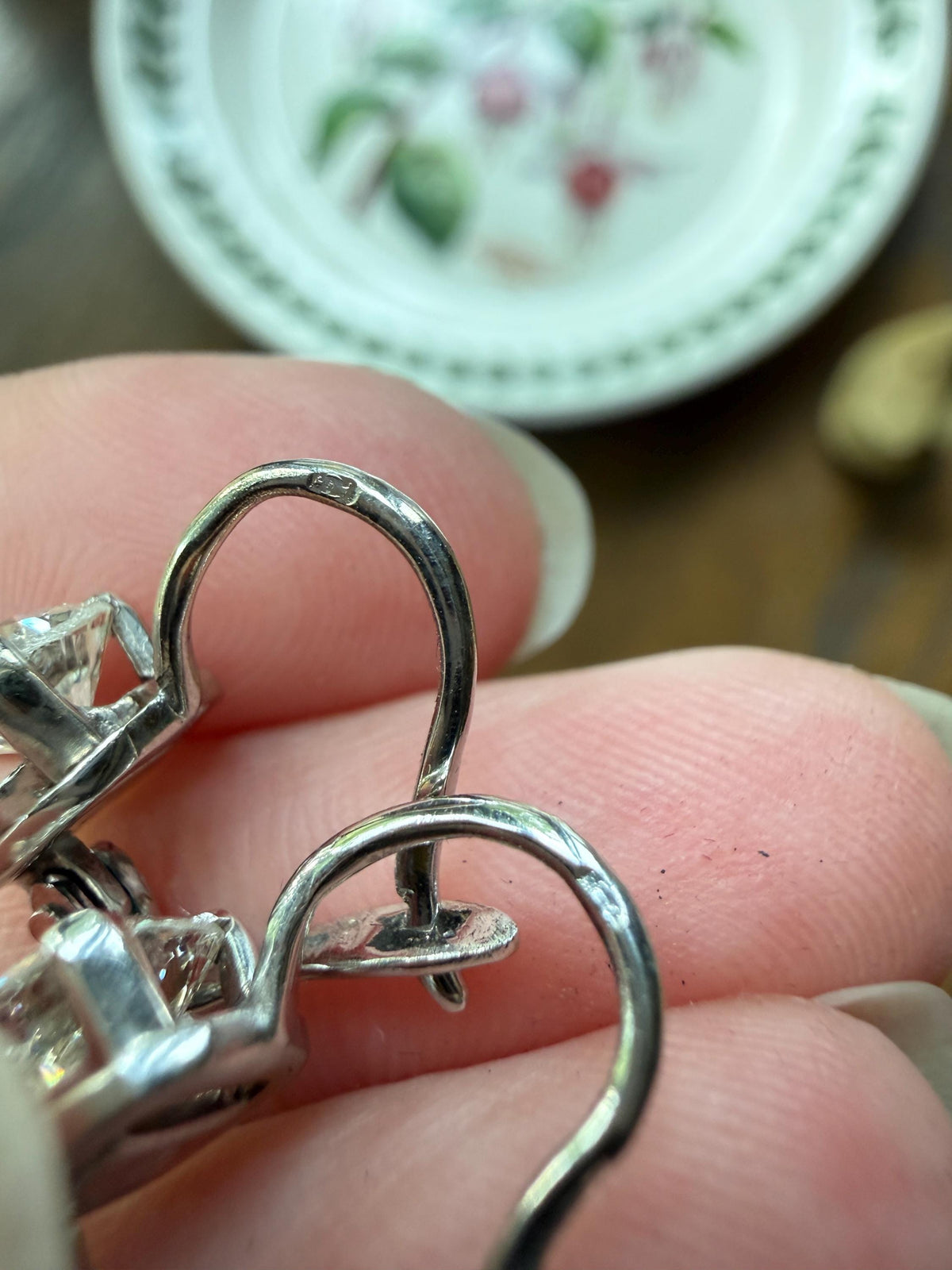 FRENCH Vintage Boxed Two Carats Tdw Antique Old Mine Cut DIAMOND Fixed Dangle Earrings 18k White Gold 2Ctw