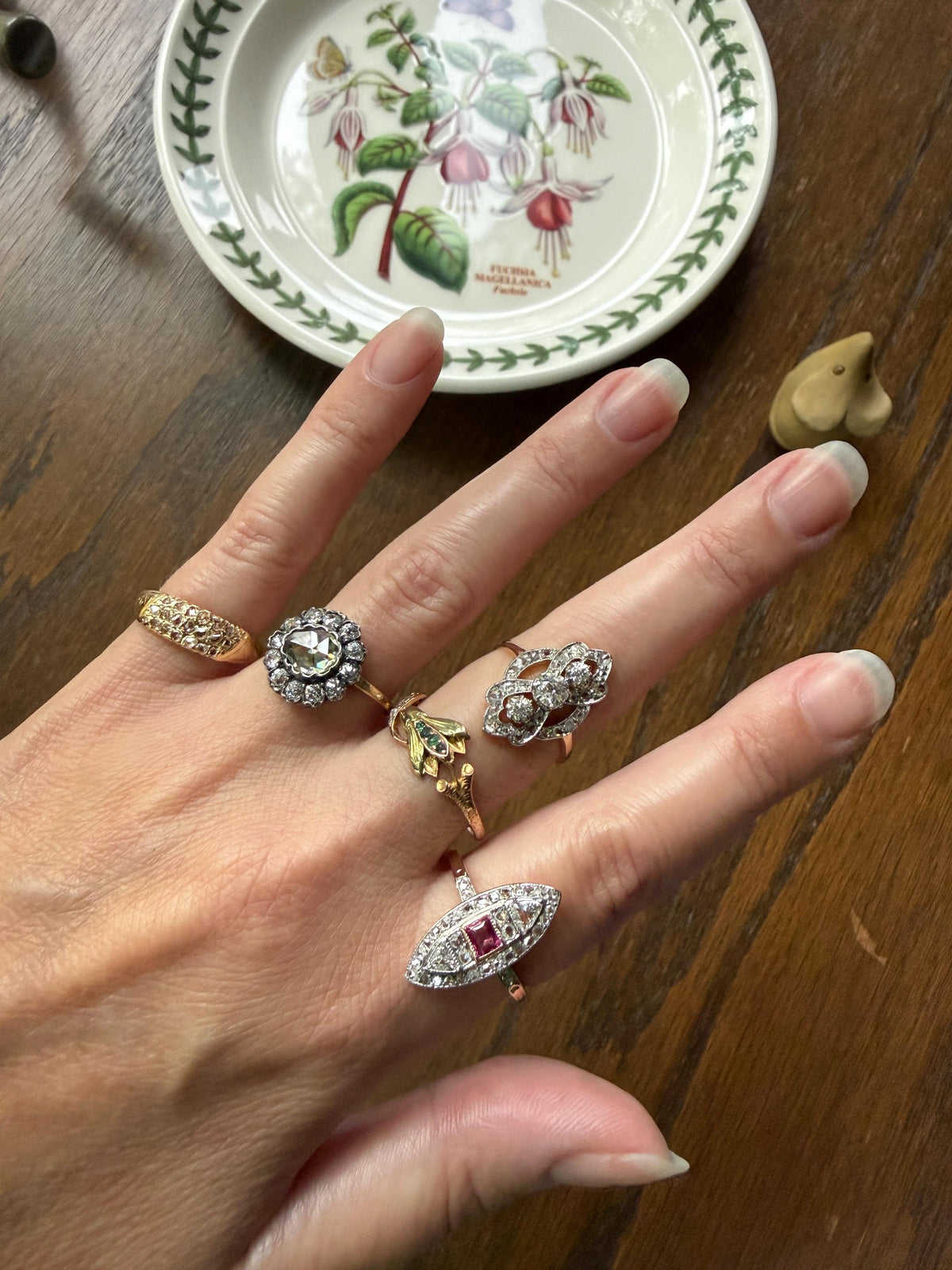 Antique 21 Natural Old Rose Cut DIAMONDS Angled GRID Triple Row Cobblestone 18k Gold Ring Stacker Pave Encrusted Wide Band Sparkle
