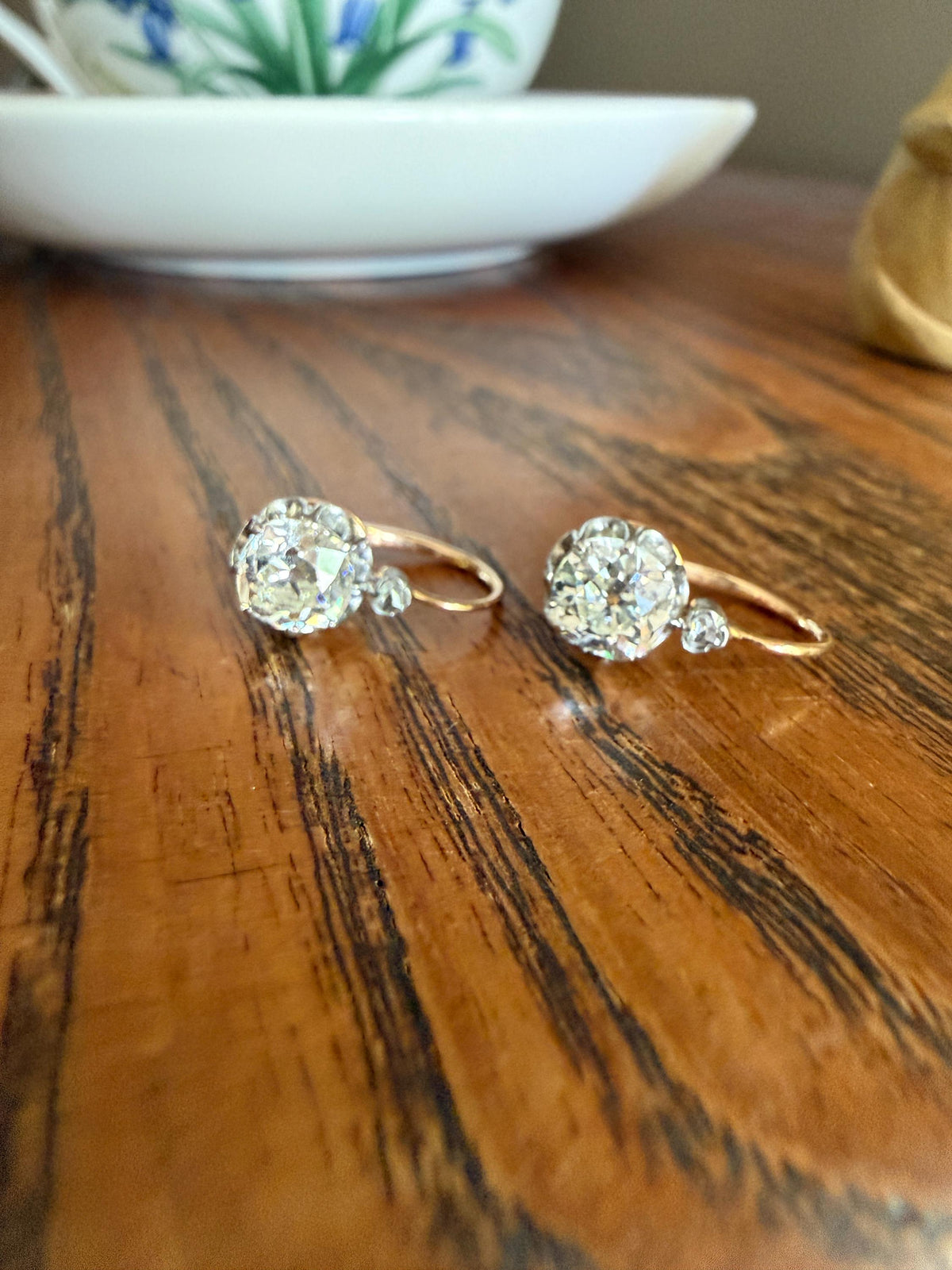 BOXED Original Antique 1.75 Carat Tdw Old Mine Cut Diamond Earrings 18k Gold Platinum French Victorian Dangle Dormeuse Gift Belle Epoque