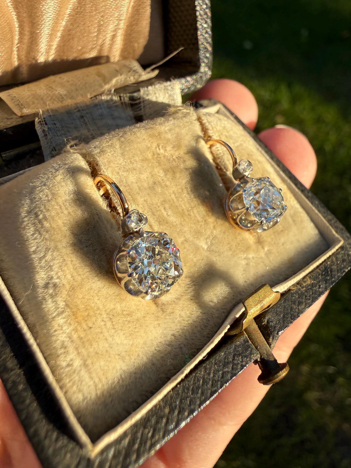 BOXED Original Antique 1.75 Carat Tdw Old Mine Cut Diamond Earrings 18k Gold Platinum French Victorian Dangle Dormeuse Gift Belle Epoque