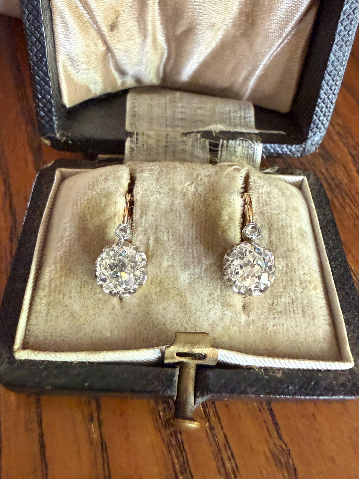 BOXED Original Antique 1.75 Carat Tdw Old Mine Cut Diamond Earrings 18k Gold Platinum French Victorian Dangle Dormeuse Gift Belle Epoque