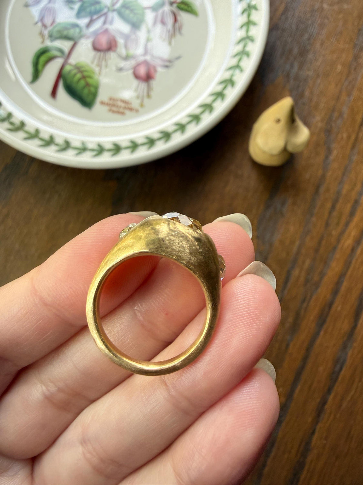 HEAVY 5.2 Carats Eye Clean Natural Antique Old Mine Cut Diamond Three Stone Gypsy Ring 14.5g 18k Gold Matte Band Stacker Man Unisex Chunky