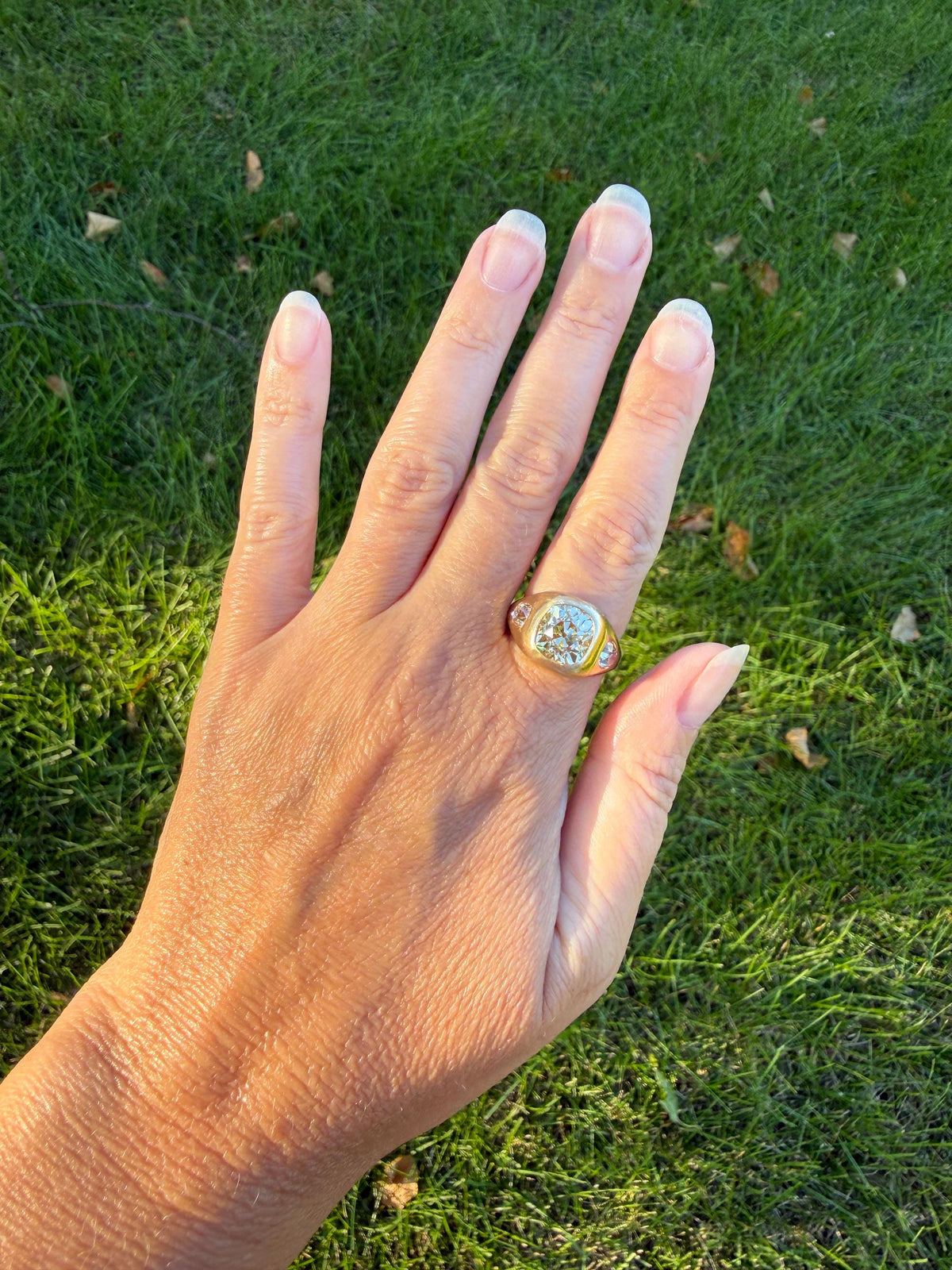 HEAVY 5.2 Carats Eye Clean Natural Antique Old Mine Cut Diamond Three Stone Gypsy Ring 14.5g 18k Gold Matte Band Stacker Man Unisex Chunky