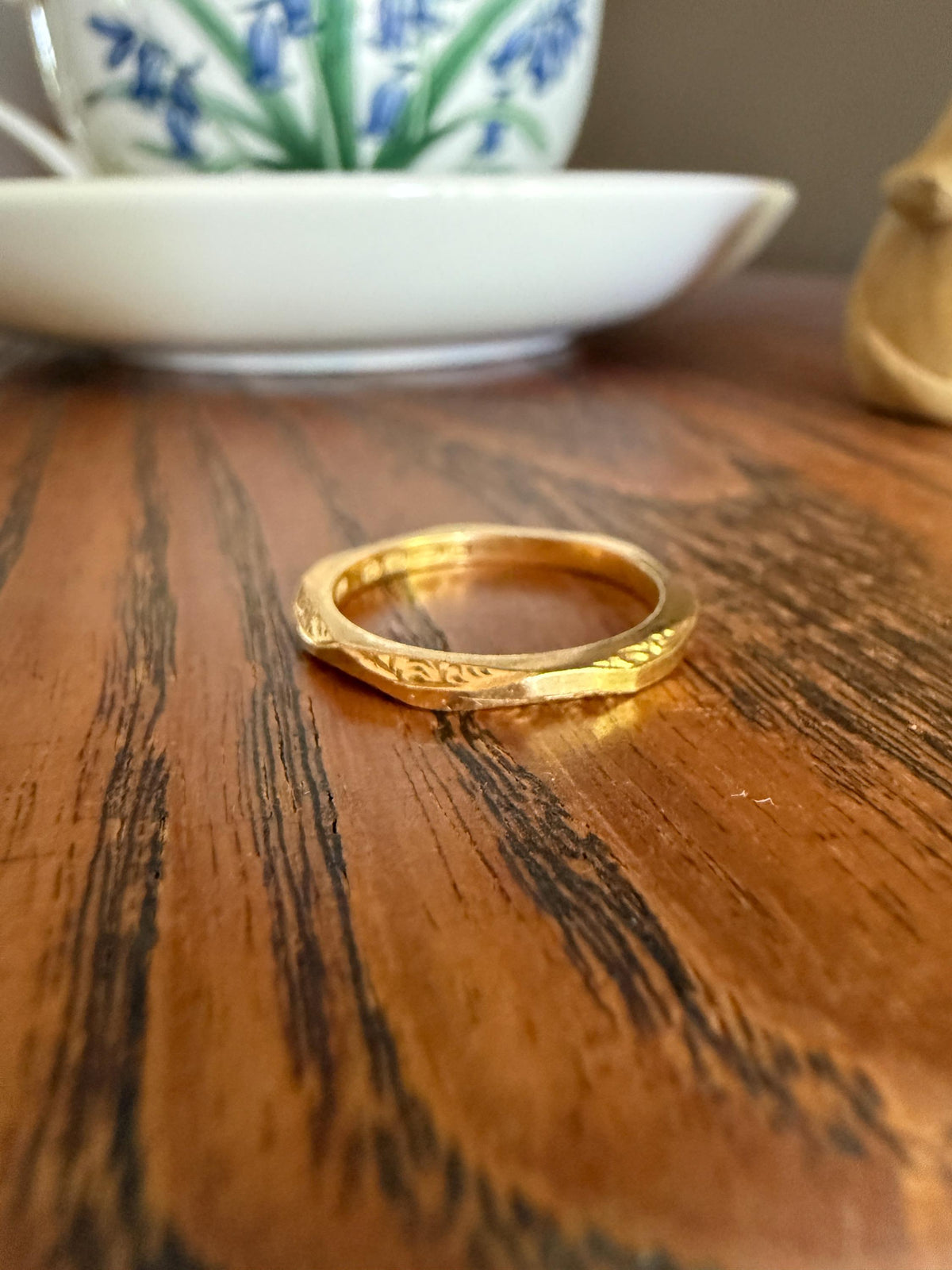 Vintage 22k Gold Faceted Beveled Engraved Stacker Eternity Ring Shimmer Skinny Wedding Band Unique Geometric