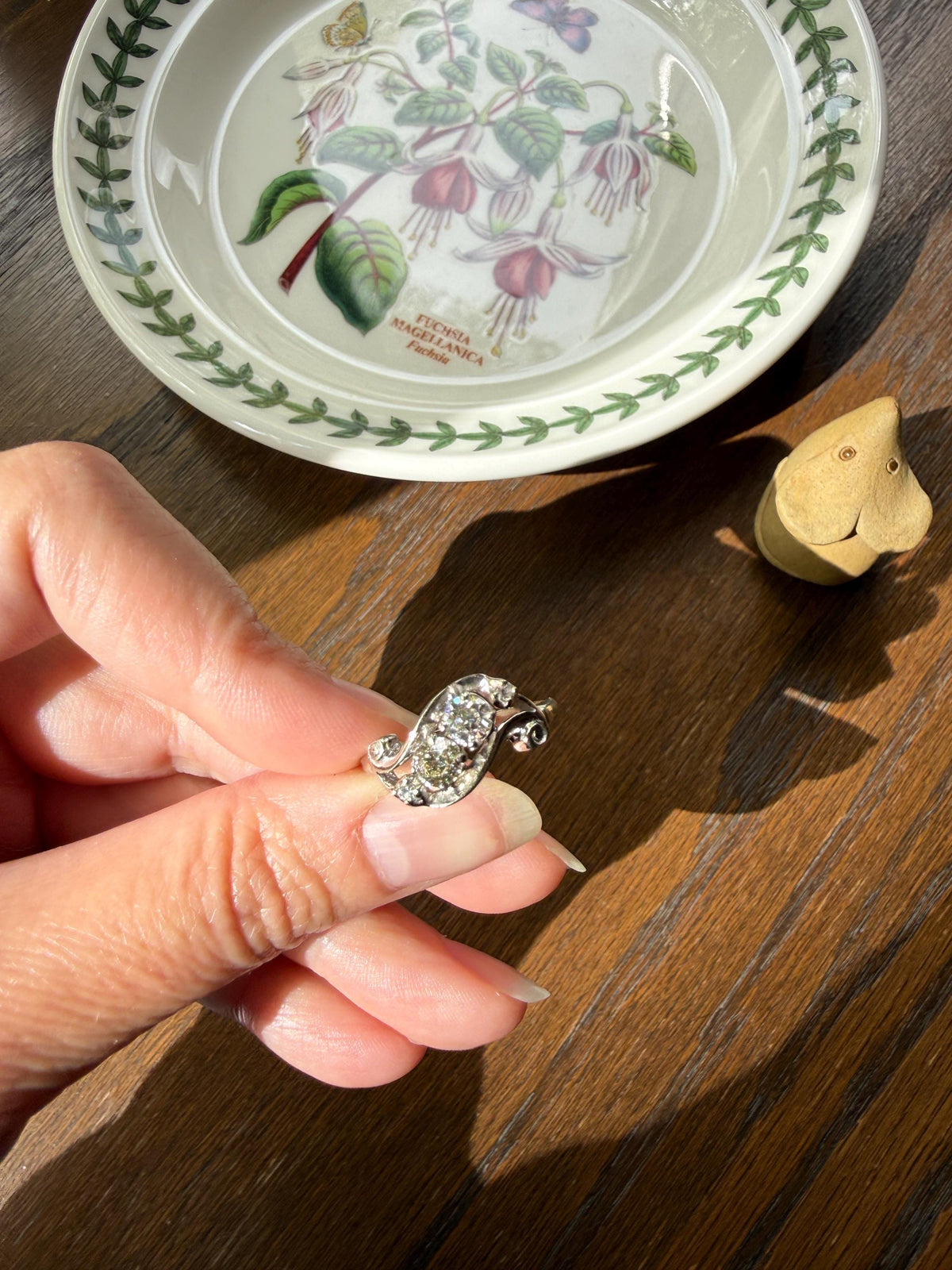Vintage .8 Carat Tdw Old Mine Old European Cut Diamond SWIRL Ring 14k White Gold Ornate Scrolled Band Art Deco Stacker Toi et Moi